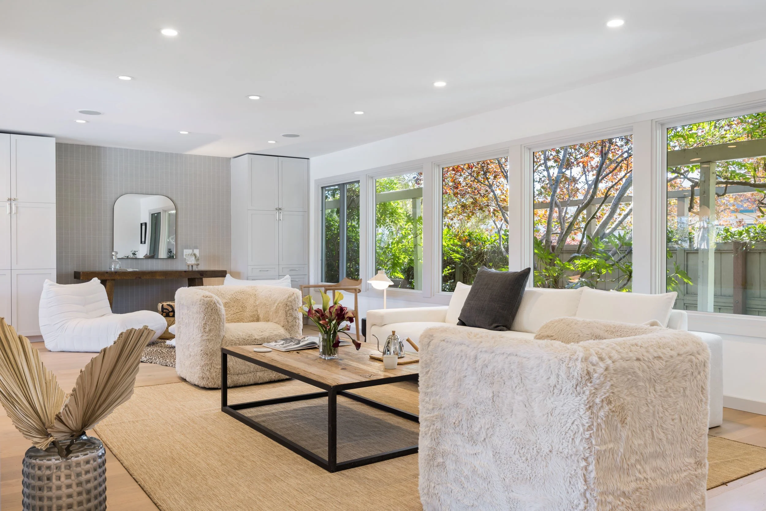 334 Riviera Circle 03 small.jpg