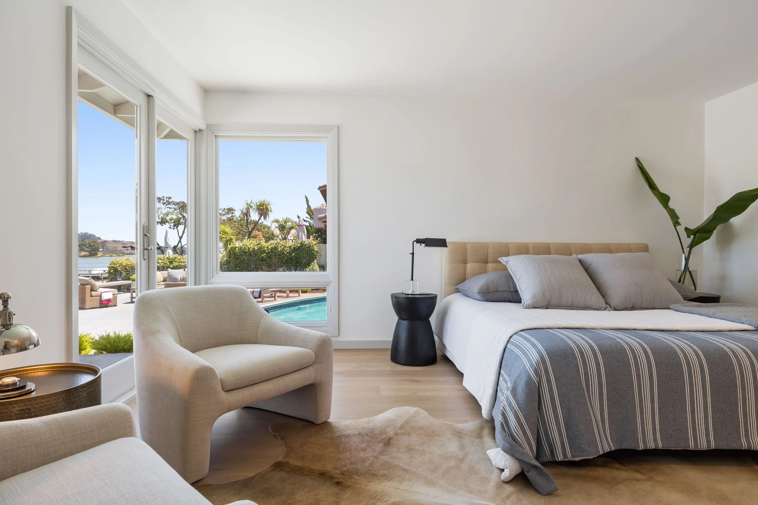 334 Riviera Circle 27 small.jpg