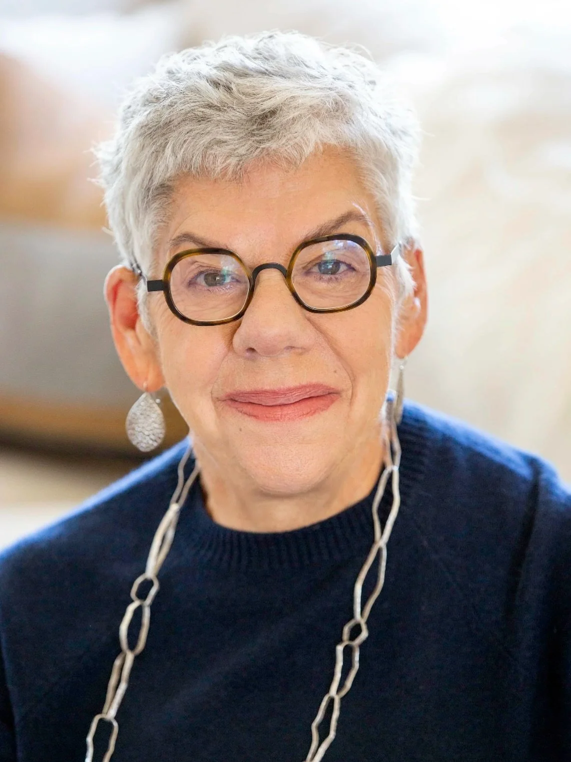 We&rsquo;re proud to share that ✨Tina✨has been awarded the Good Neighbor Award by the Marin Association of Realtors. Tina&rsquo;s commitment to Marin extends far beyond real estate&mdash;from serving as Board President of the Lark Theater, to helping