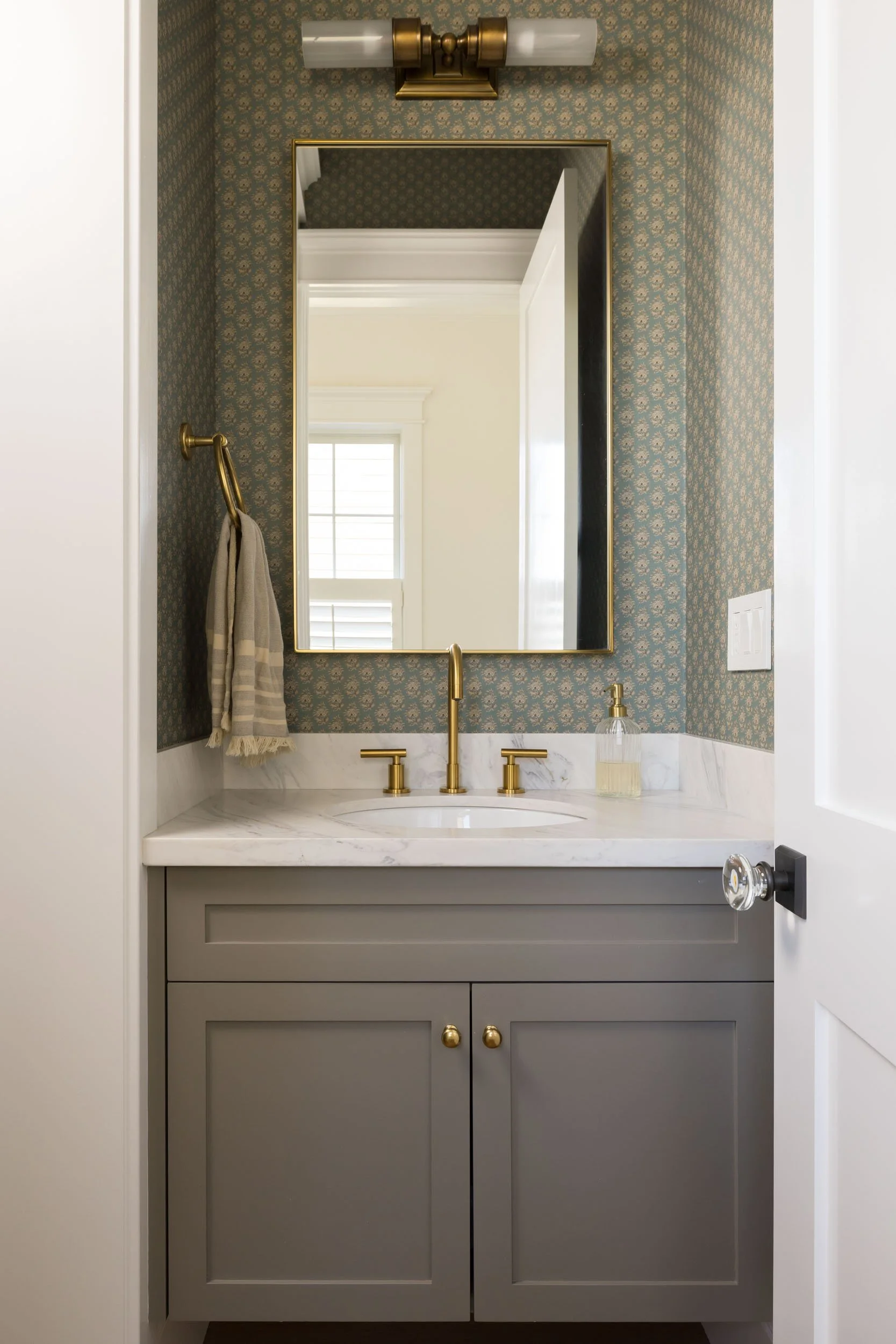 66 Rose Ln 12 small.jpg