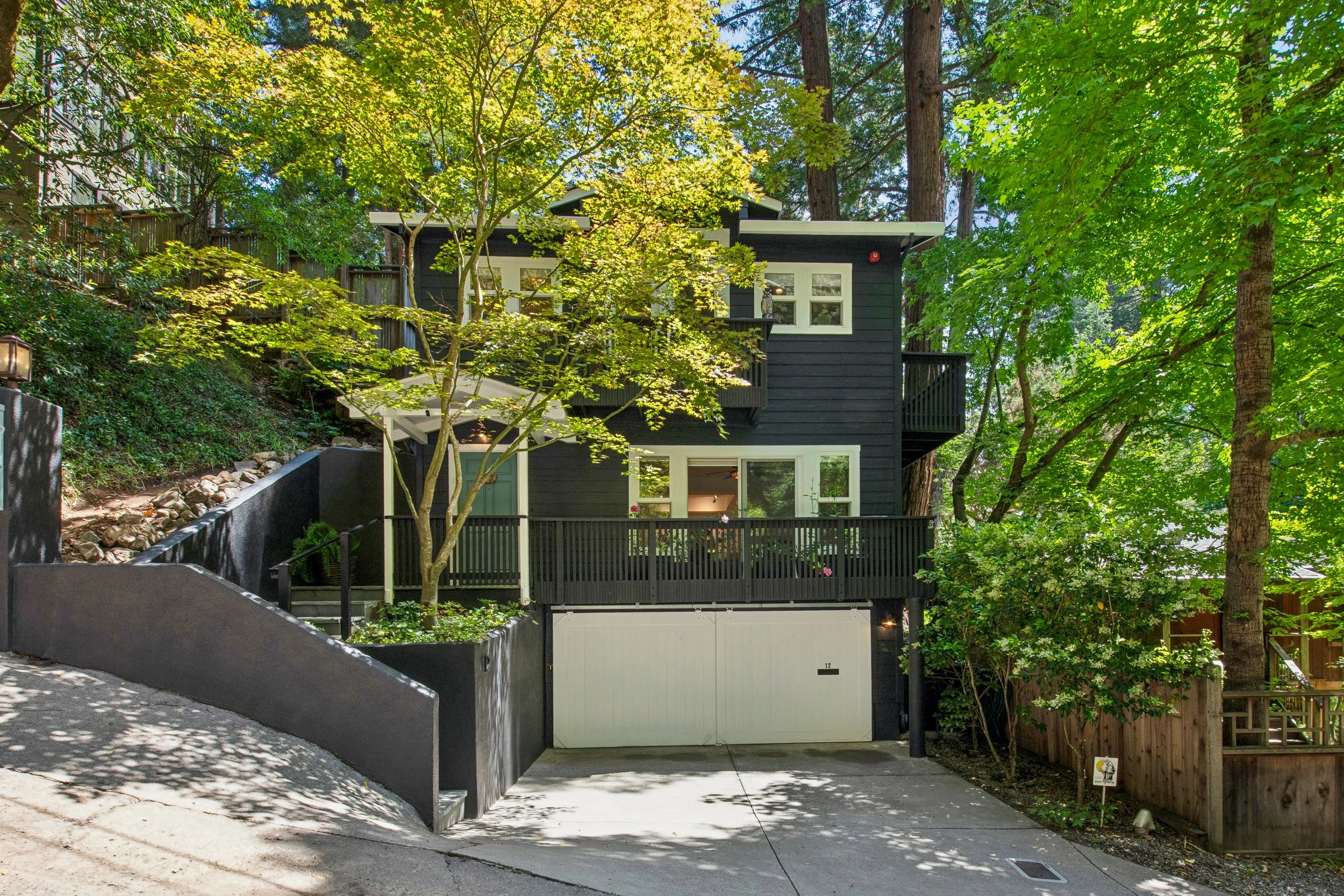 12 Ridgeway Lane