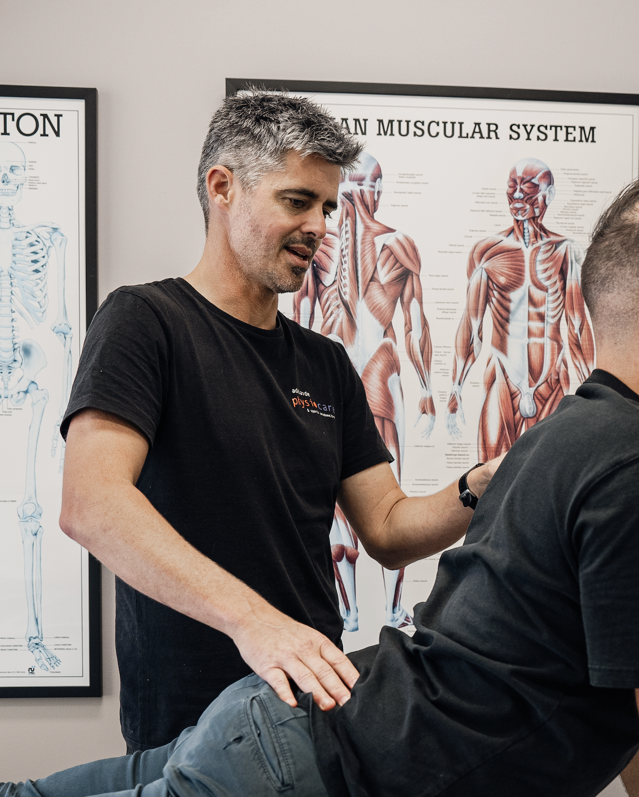 Physiotherapist treating patient at Adelaide Physiocare Plympton Park