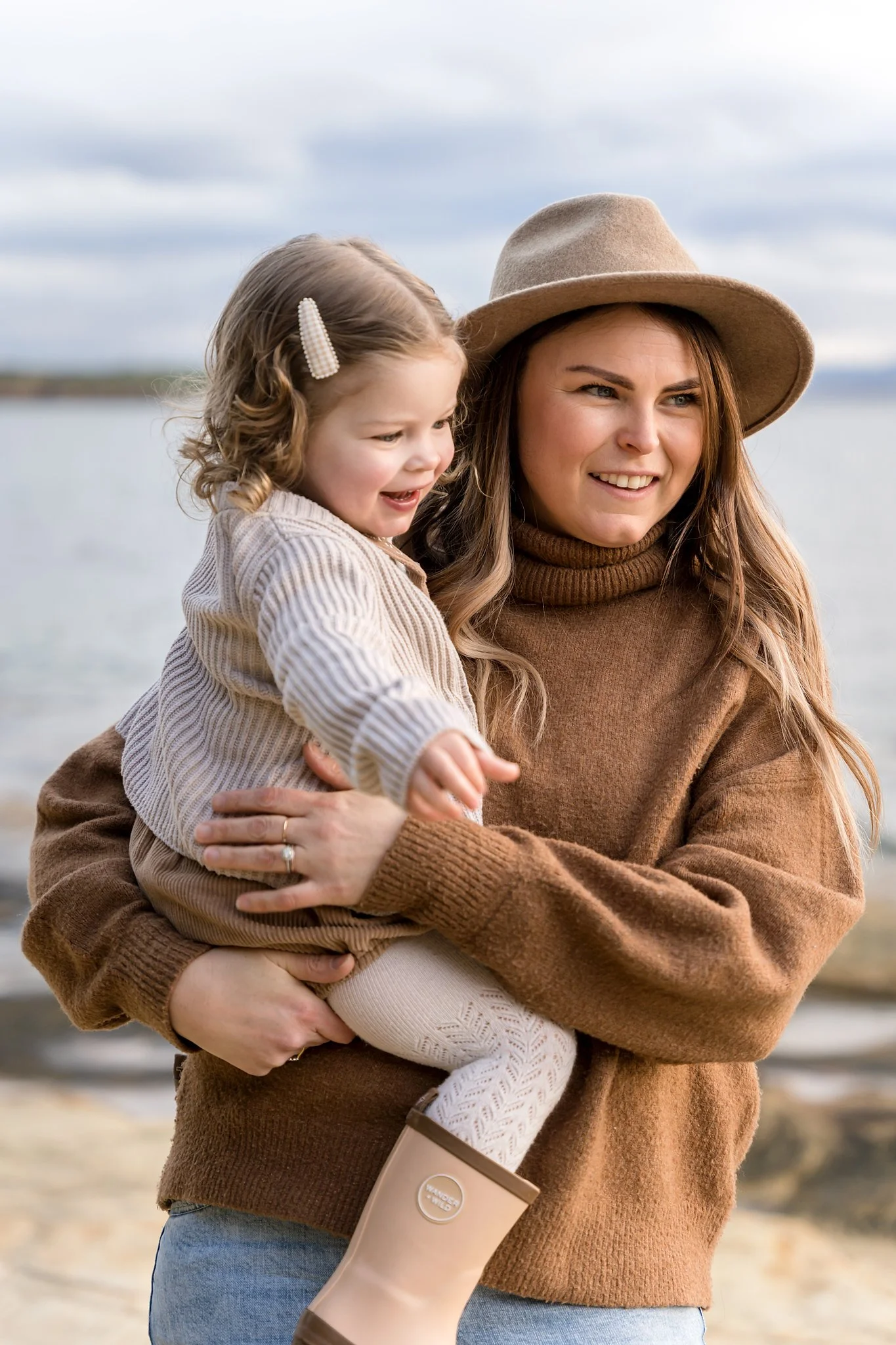 HOBART-FAMILY-PHOTOGRAPHER-05 (1).jpg