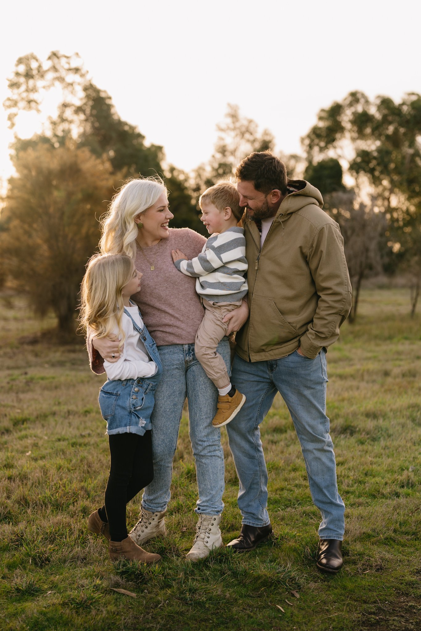 Ellis-Jones-Family-Photography-Hobart-6.jpg
