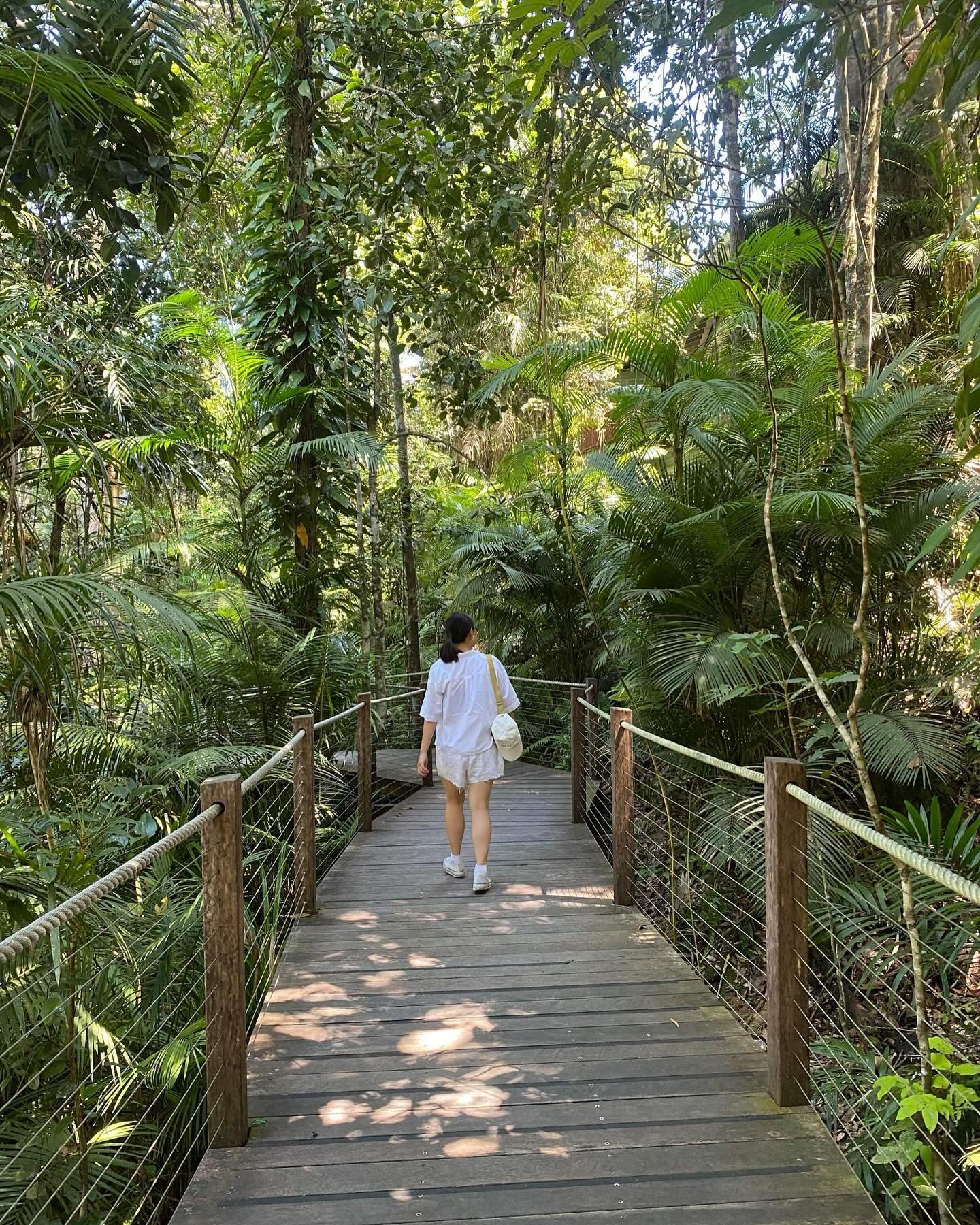 A glimpse into Tracy&rsquo;s post pandemic world ✨ &mdash; involving lots of travelling, slow living practices, work-from-cafe days, basking in nature and picking up new skills. 

In our Season 3 finale, we recently reflected on how our lives have ch