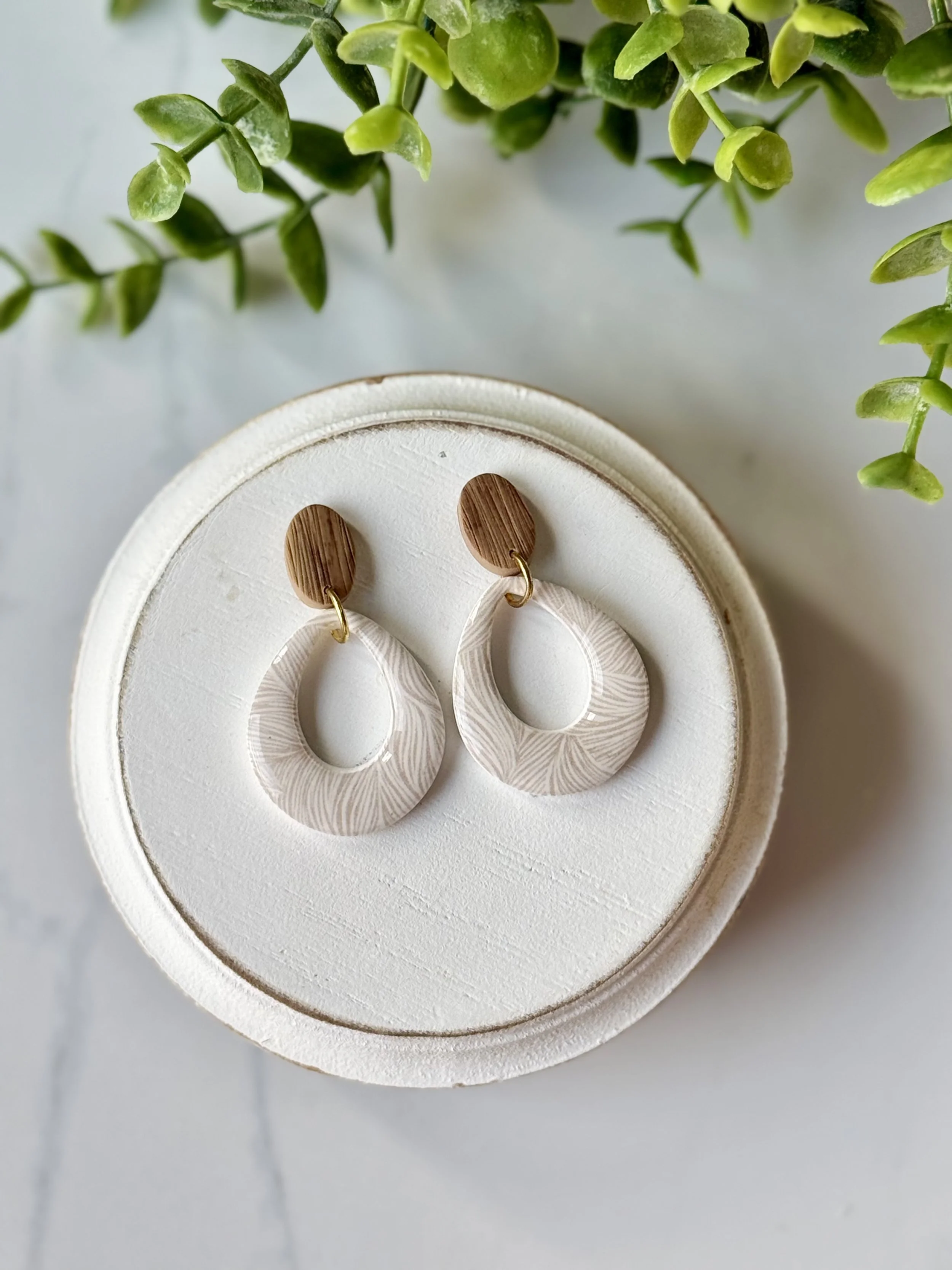 Teardrop Pattern