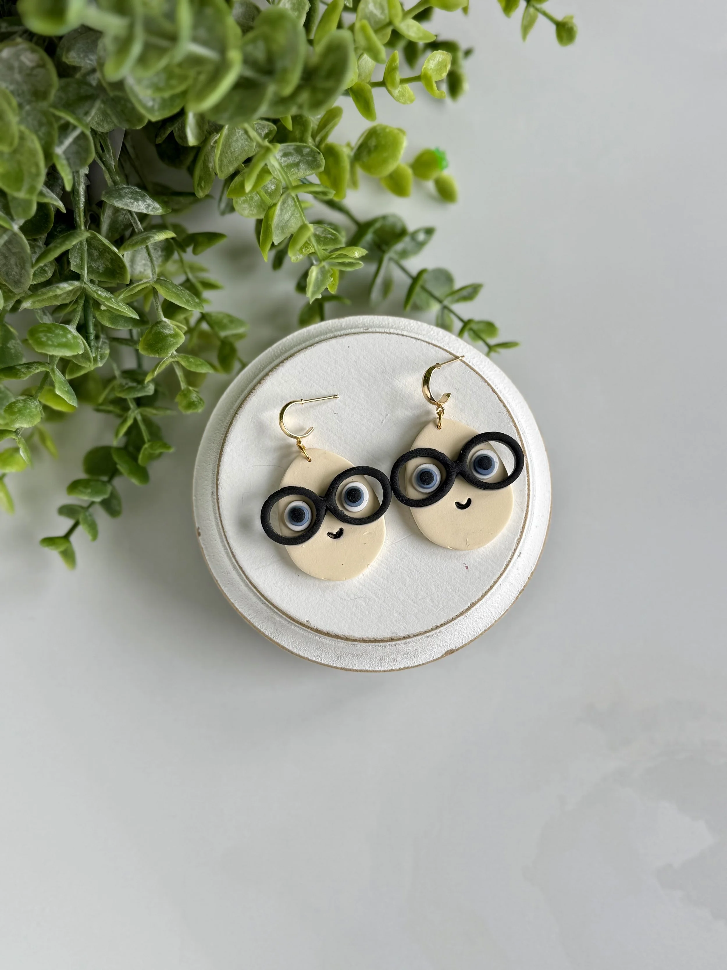 Egg and glasses