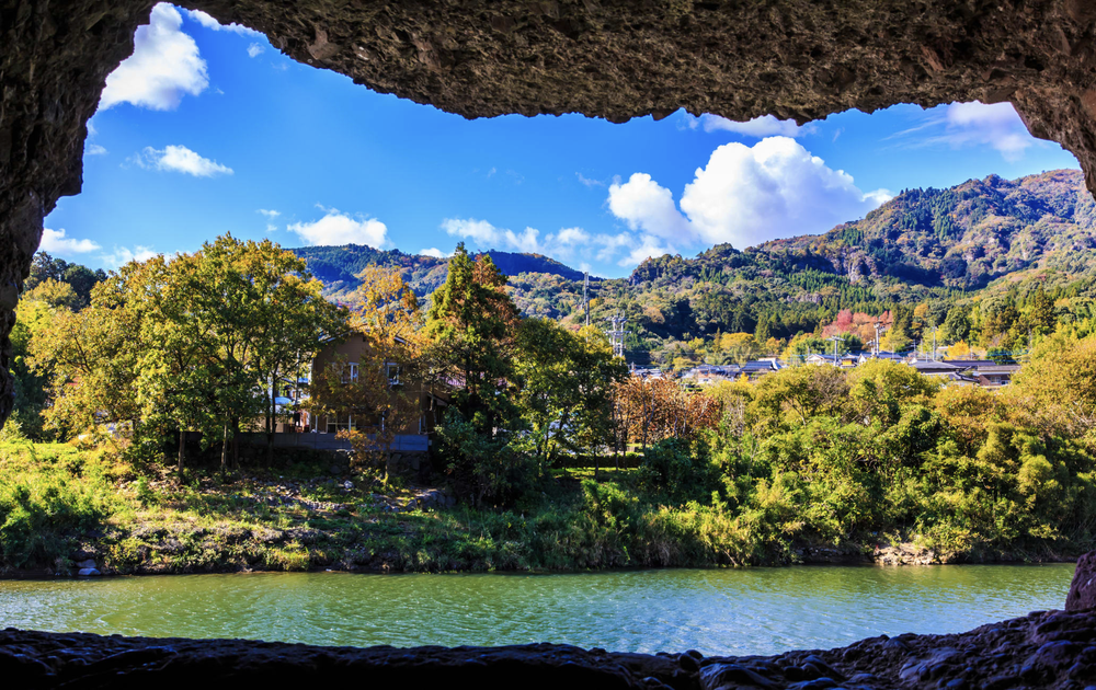 Aonodomon Tunnel - Photo credit: www.japan.travel/en/spot/693/