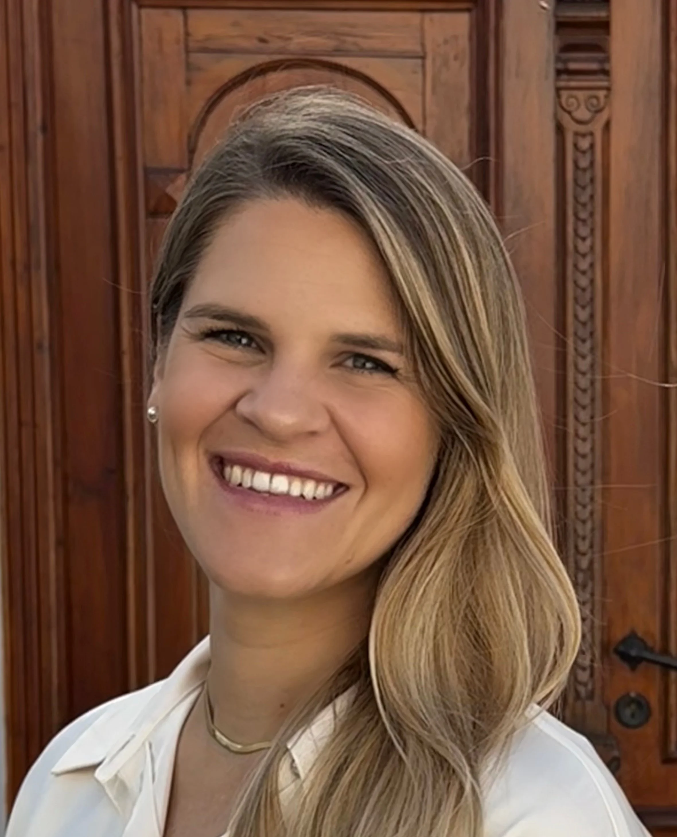 Carolin brown door [CROPPED].jpg