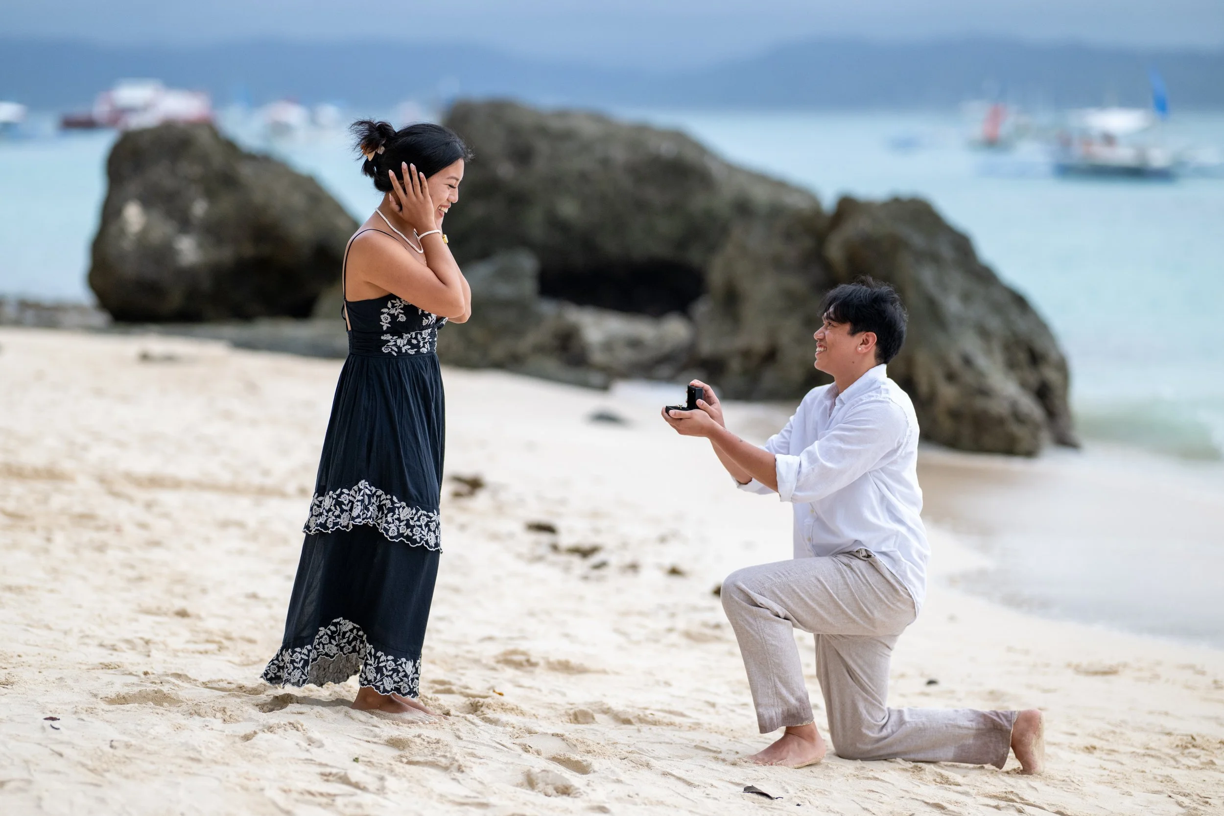 Surprise proposal photographer Boracay sunset
