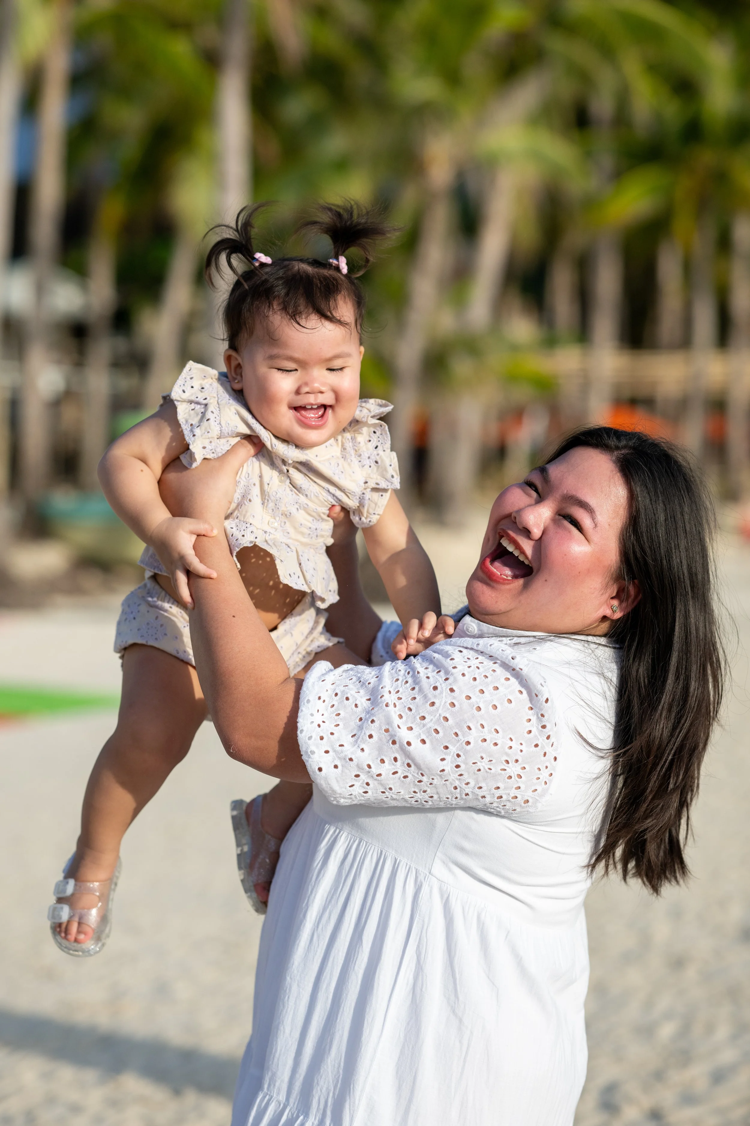 Boracay Wedding Photographer - Casual Family Portraits by the beach