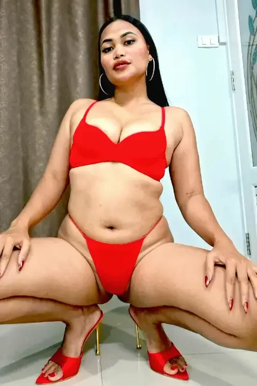 Pattaya Escorts: Couples Escort girl  in Pattaya Emily - Verified.
