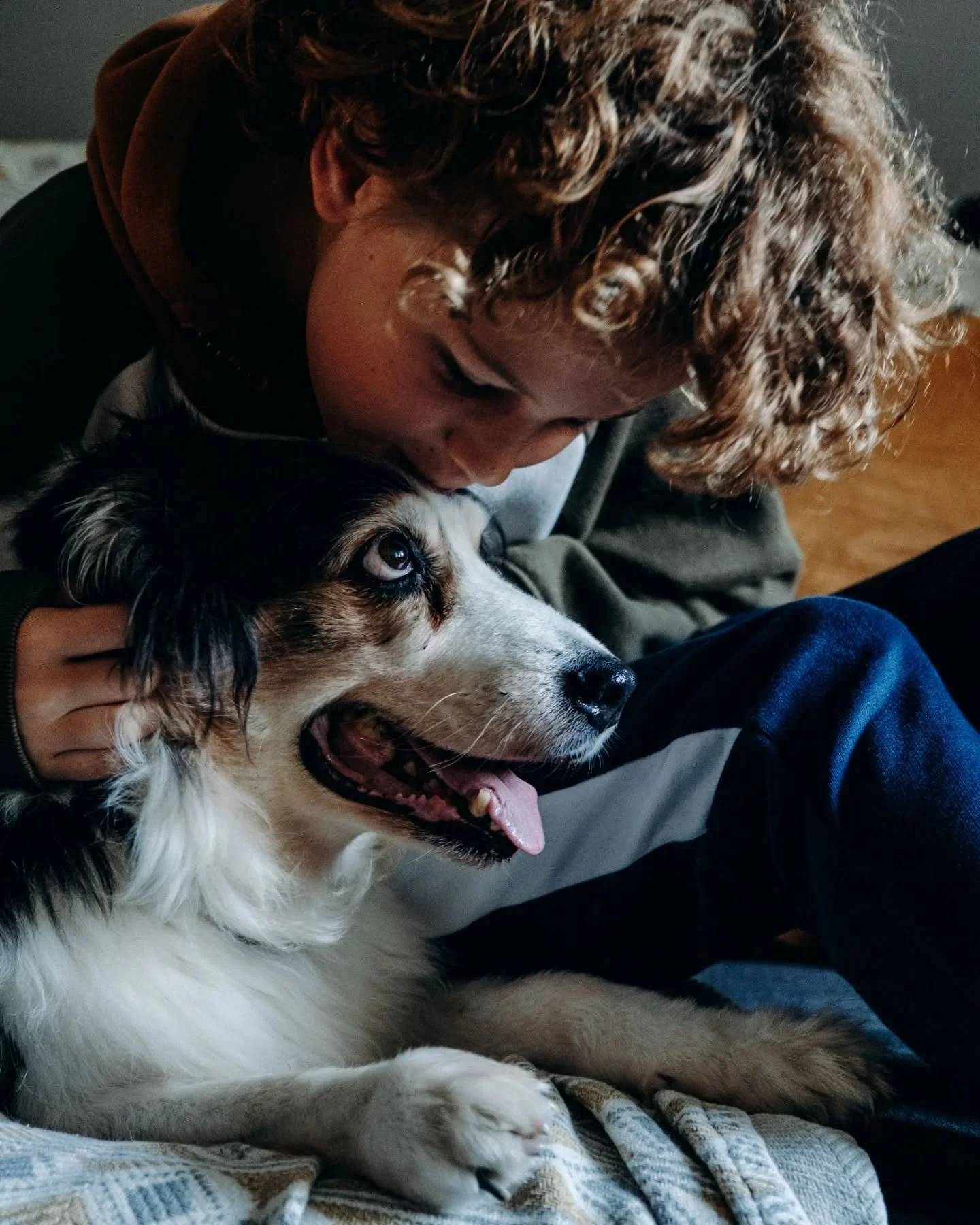 S&eacute;ance &agrave; domicile

Une s&eacute;ance comme je les aime 🥰
De la complicit&eacute;, des rires, de la cr&eacute;ativit&eacute; et beaucoup d'amour ! Et puis, bosser pour les copines photographes, c'est quand m&ecirc;me une super mission !
