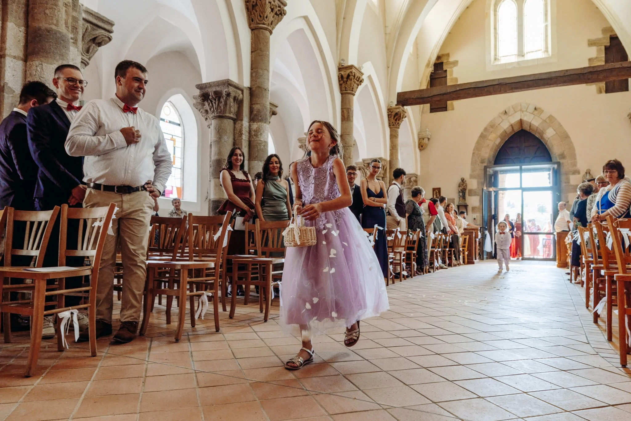 mariage-chateau-peufeilhoux-vallon-en-sully-photographe-@gaelle-care (31 sur 81).jpg