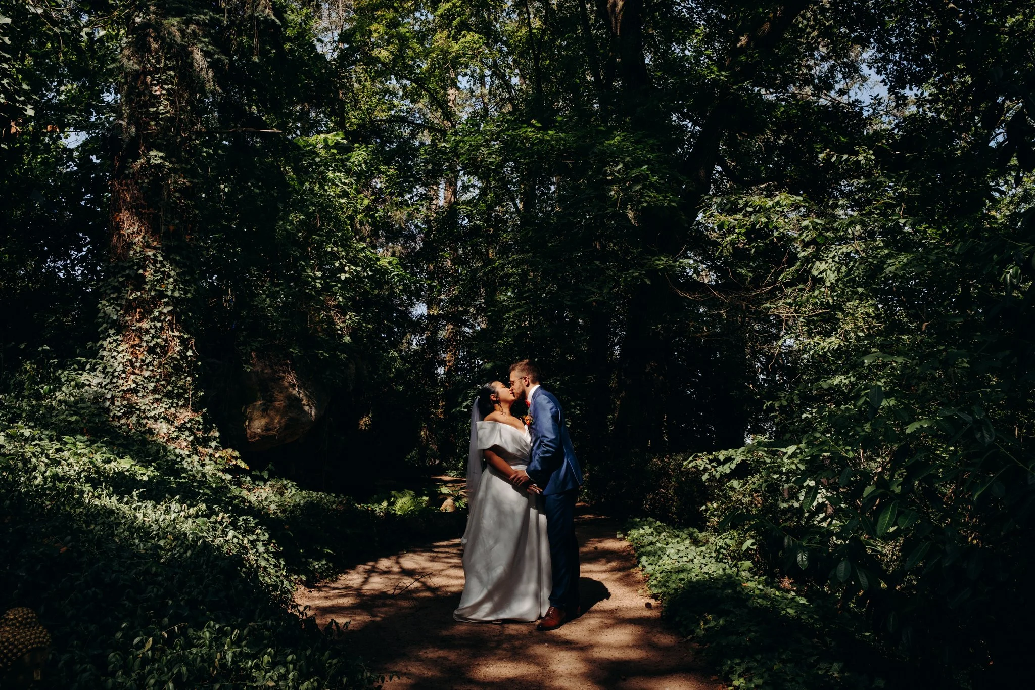 mariage-chateau-peufeilhoux-vallon-en-sully-photographe-@gaelle-care (41 sur 81).jpg