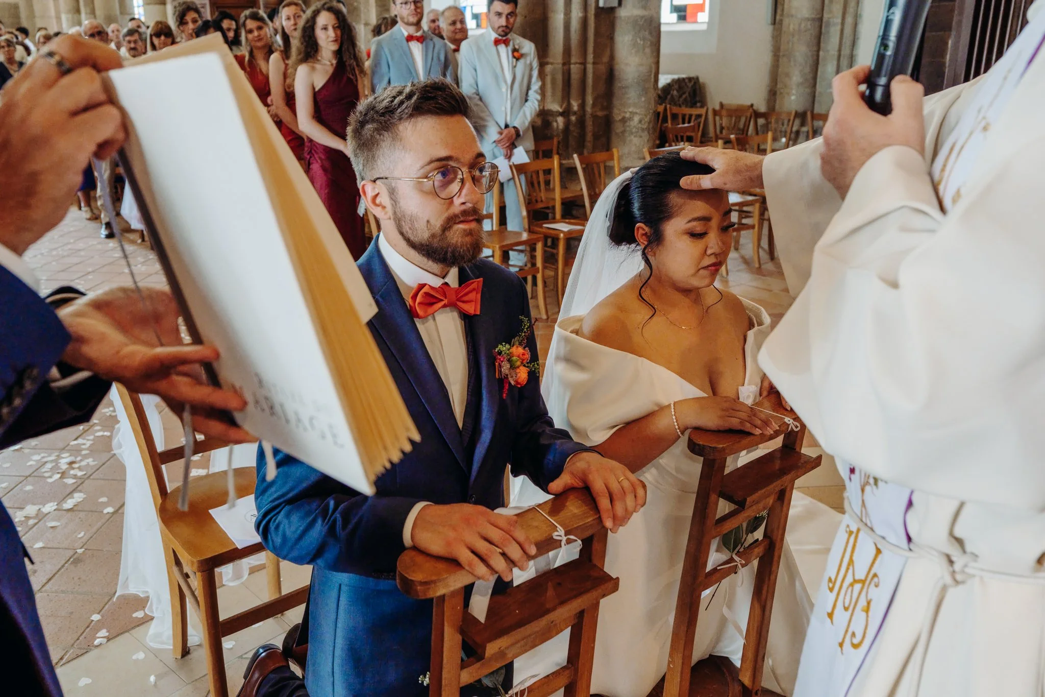 mariage-chateau-peufeilhoux-vallon-en-sully-photographe-@gaelle-care (37 sur 81).jpg