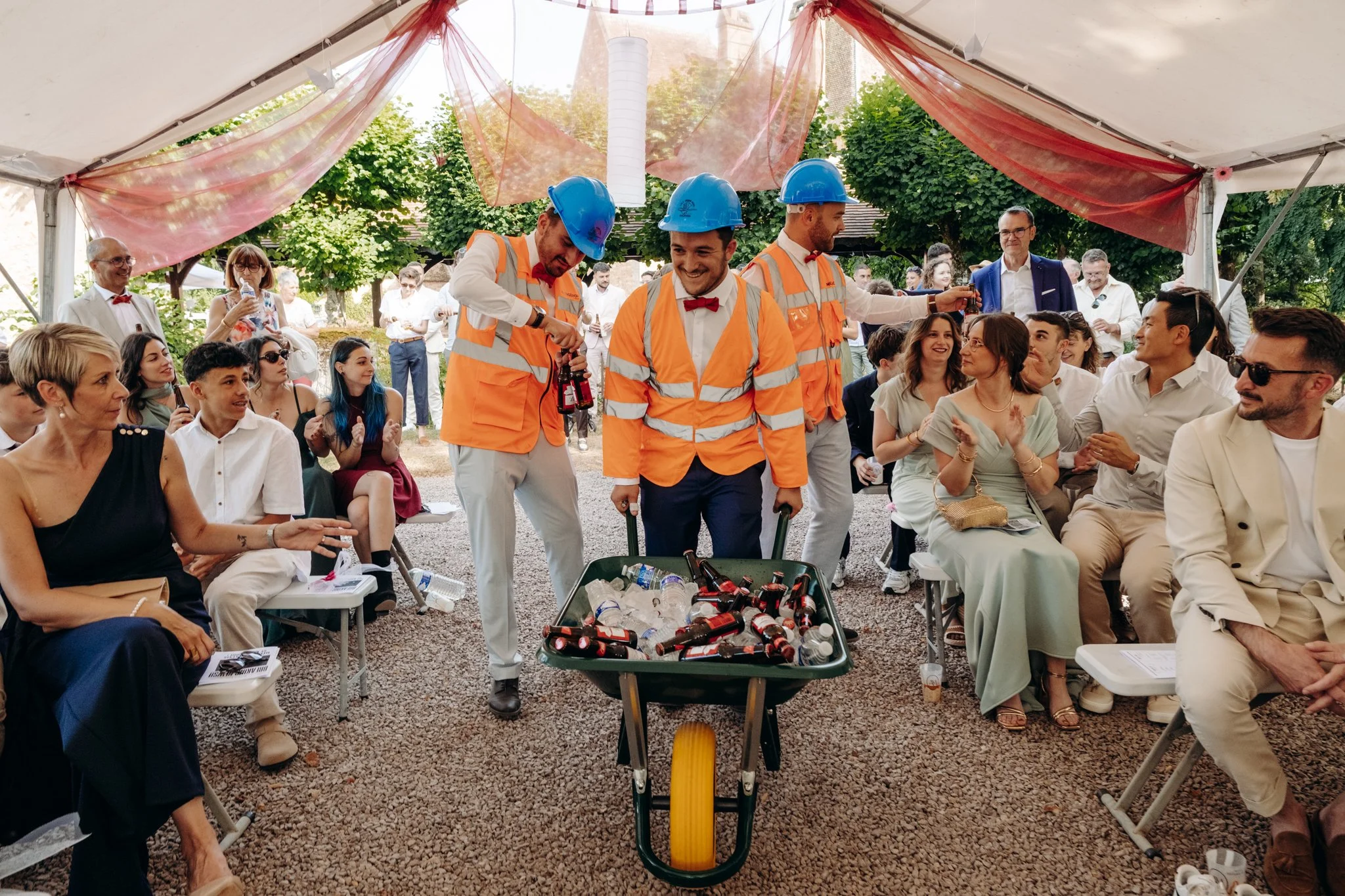 mariage-chateau-peufeilhoux-vallon-en-sully-photographe-@gaelle-care (57 sur 81).jpg