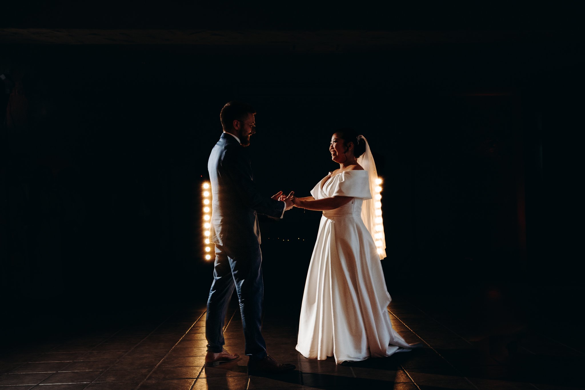 mariage-chateau-peufeilhoux-vallon-en-sully-photographe-@gaelle-care (77 sur 81).jpg