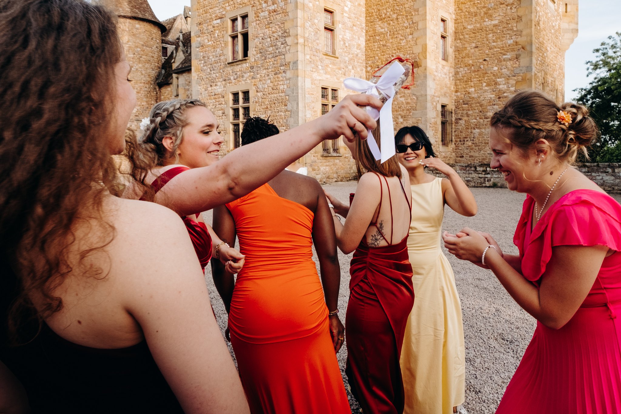 mariage-chateau-peufeilhoux-vallon-en-sully-photographe-@gaelle-care (75 sur 81).jpg