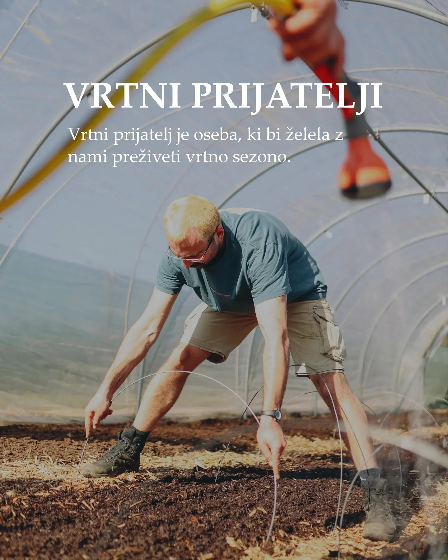 Kdo je vrtni prijatelj?

Vrtni prijatelj je oseba, ki bi želela z nami preživeti vrtno sezono in v zameno za pomoč pridobiti znanje o regenerativnem vrtnarjenju. 🪱

Če te kliče novo vrtnarsko znanje, ima&scaron; čas in si pripravljen/a enkrat na ted