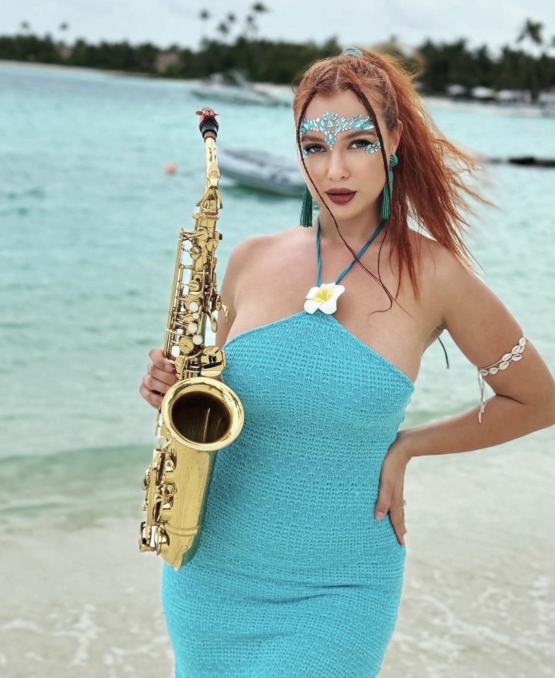 Julia Sax 3.jpg