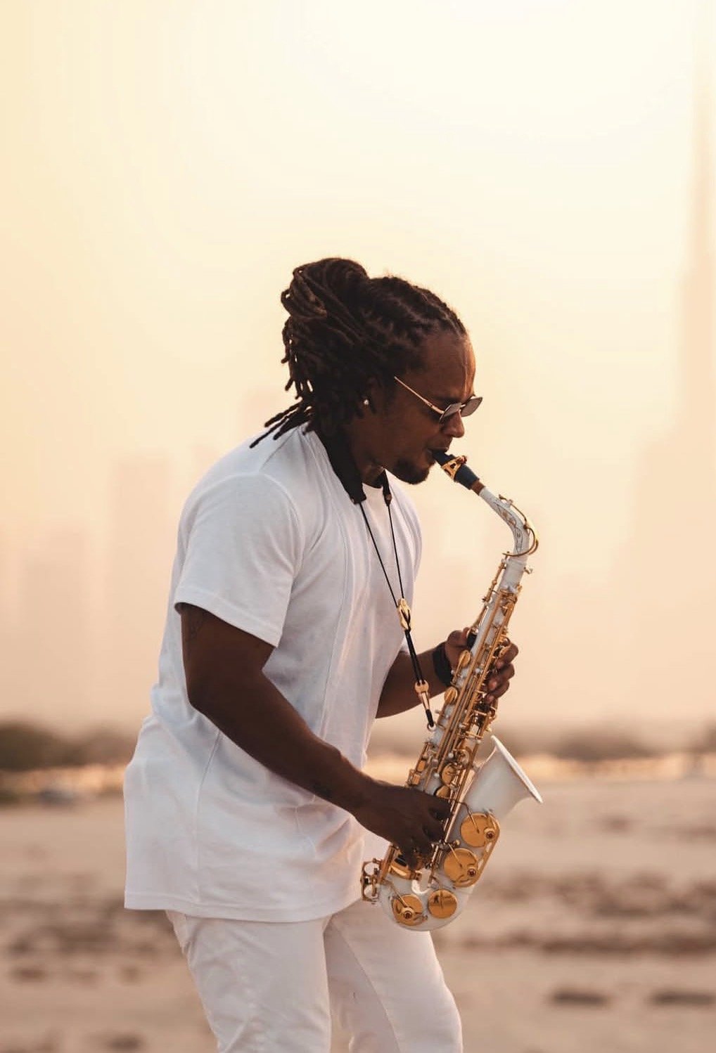 Luis Sax.jpg
