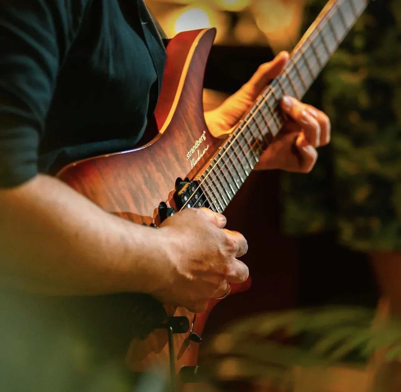 Chris Electric Guitar Eugene Eugene.jpg