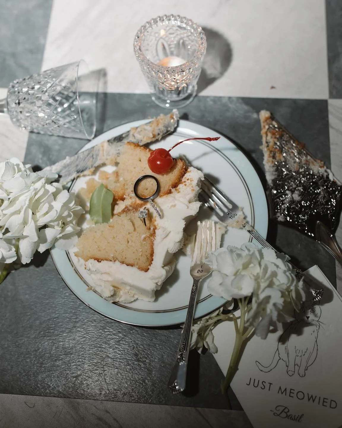 🍰 Happy National Dessert Day! 🧁

We&rsquo;re always in awe of our amazing bakery friends who create the most delicious and beautiful treats for our couples. From red velvet cakes and macaron towers to dessert bars and late-night sweet bites &mdash;