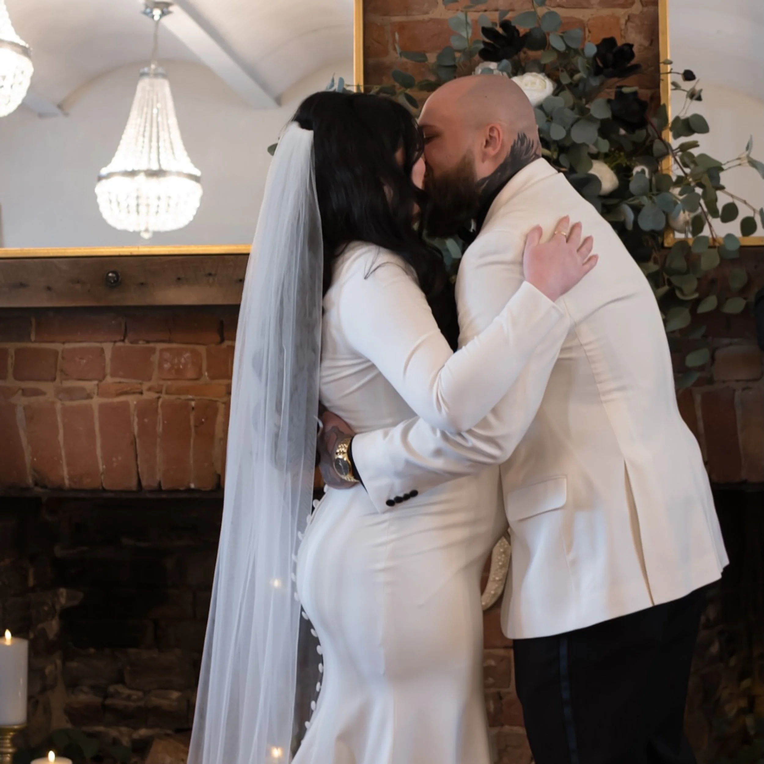 The Historic Dallas Jail Real Wedding Madison & Harrison36.JPG