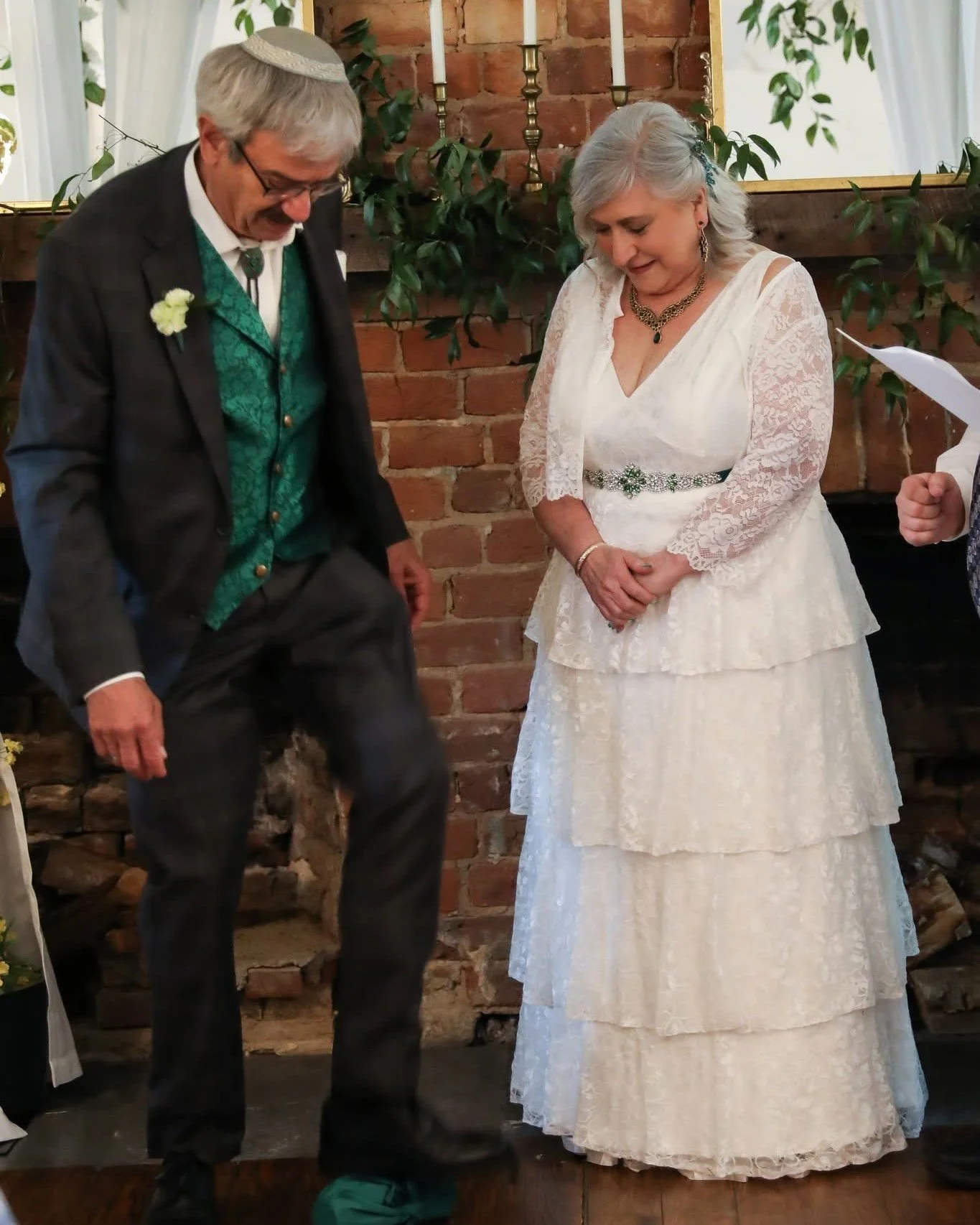 Happy Anniversary, Robin &amp; Steve 🤍

Your wedding day was such a special one for us&mdash;rooted in love, faith, and so many meaningful moments shared with the people closest to you.

We loved how you embraced the history of the space (with just 