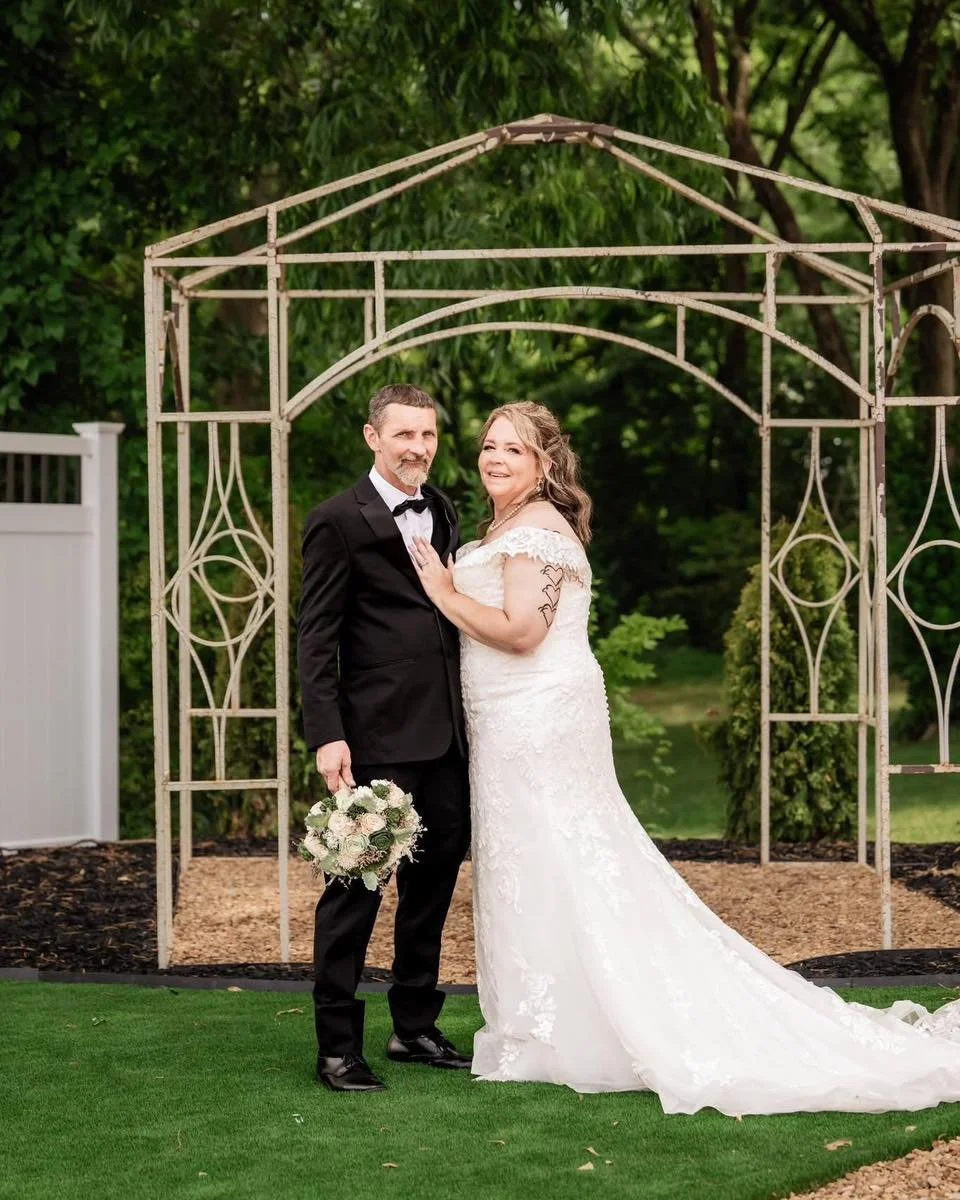 Amy &amp; Donnie were the very first couple to use our newly improved courtyard for their wedding portraits 🤍✨

Just after the ceremony, we stepped outside for formal portraits, and the space could not have been more perfect.

We designed the courty
