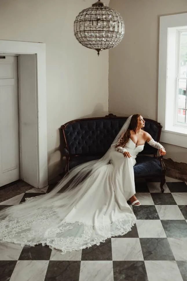 The Historic Dallas Jail Baby Real Wedding M&S328.JPG