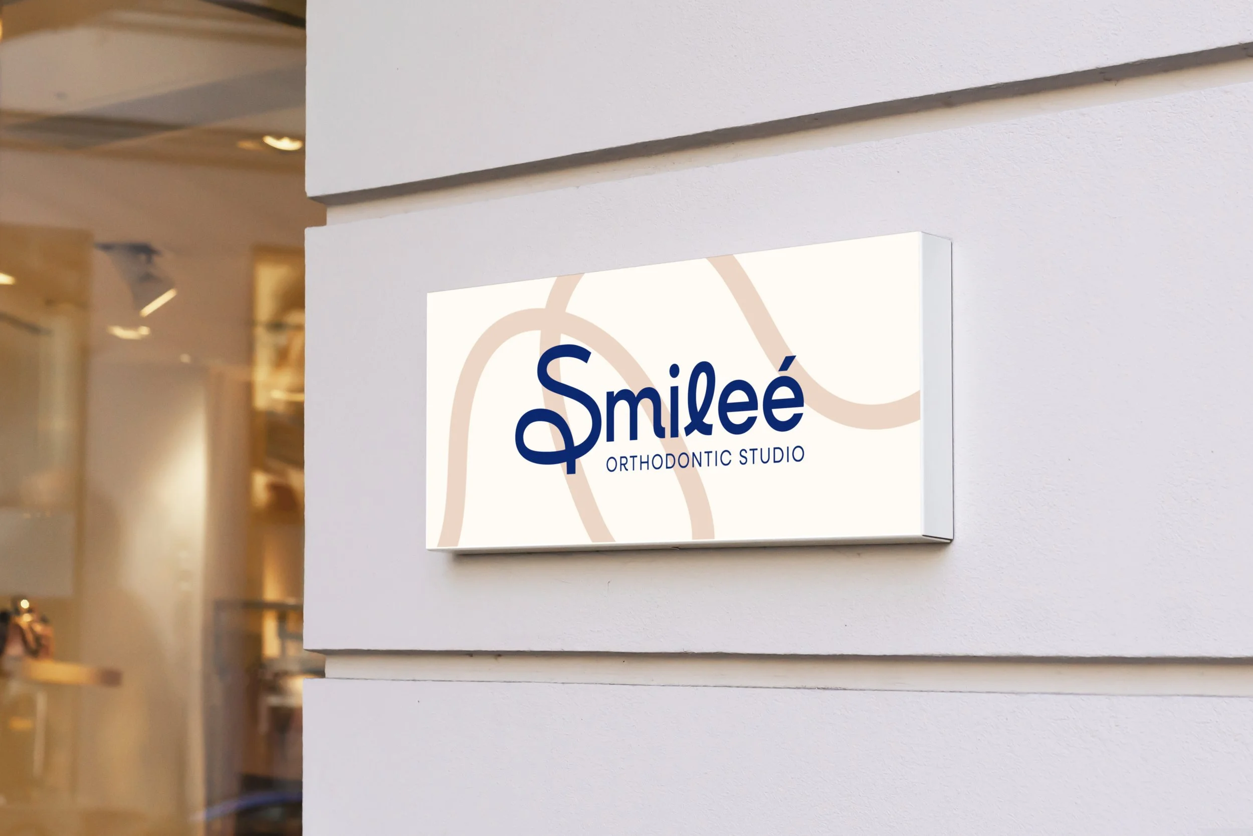 Smilee_Sign.jpg