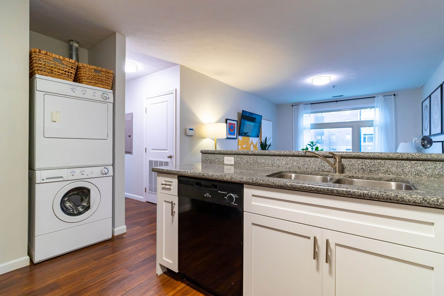 East Village Apartments | Kitchen | Laundry