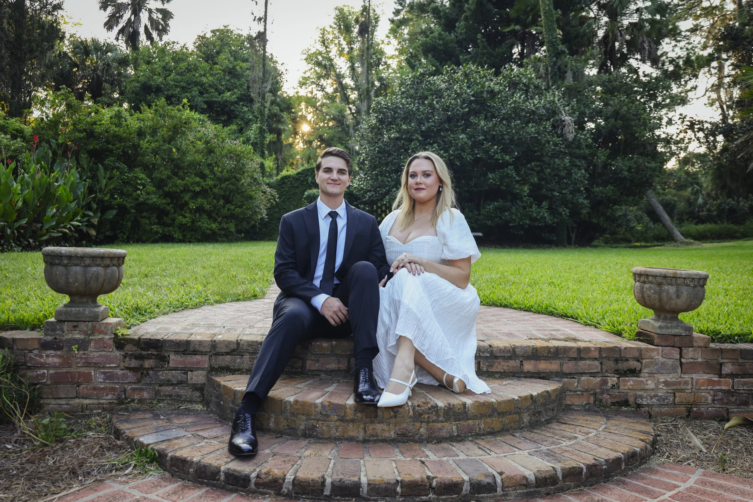 Engagement Photos -20.jpg