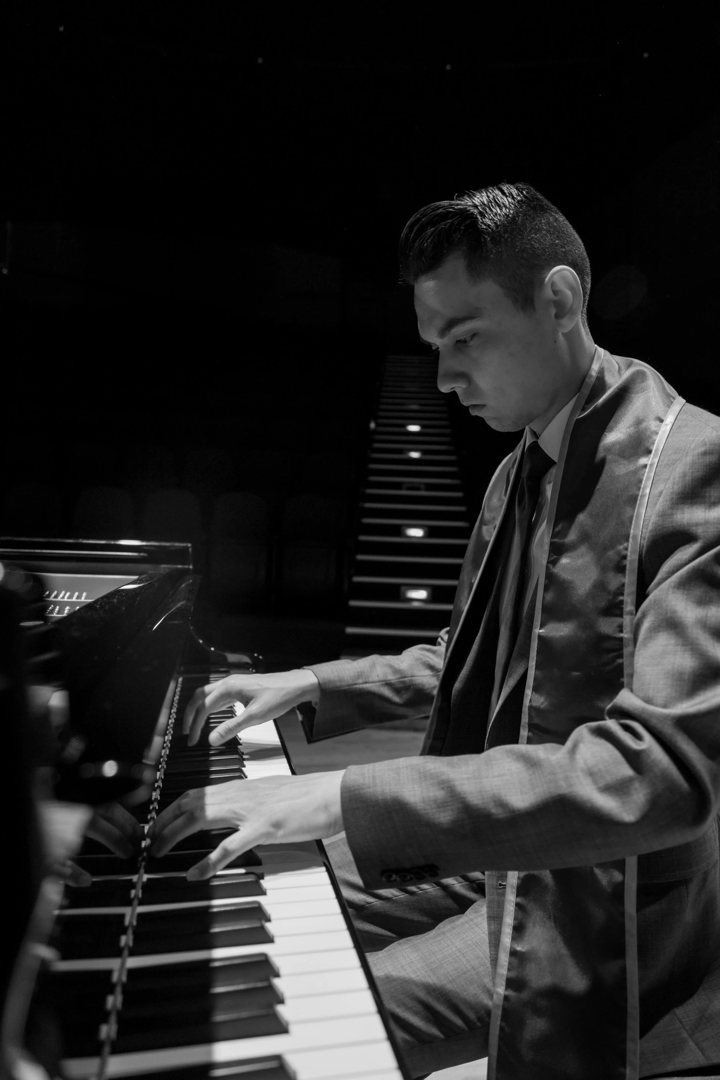 FSU Graduation Thadyn-43.jpg