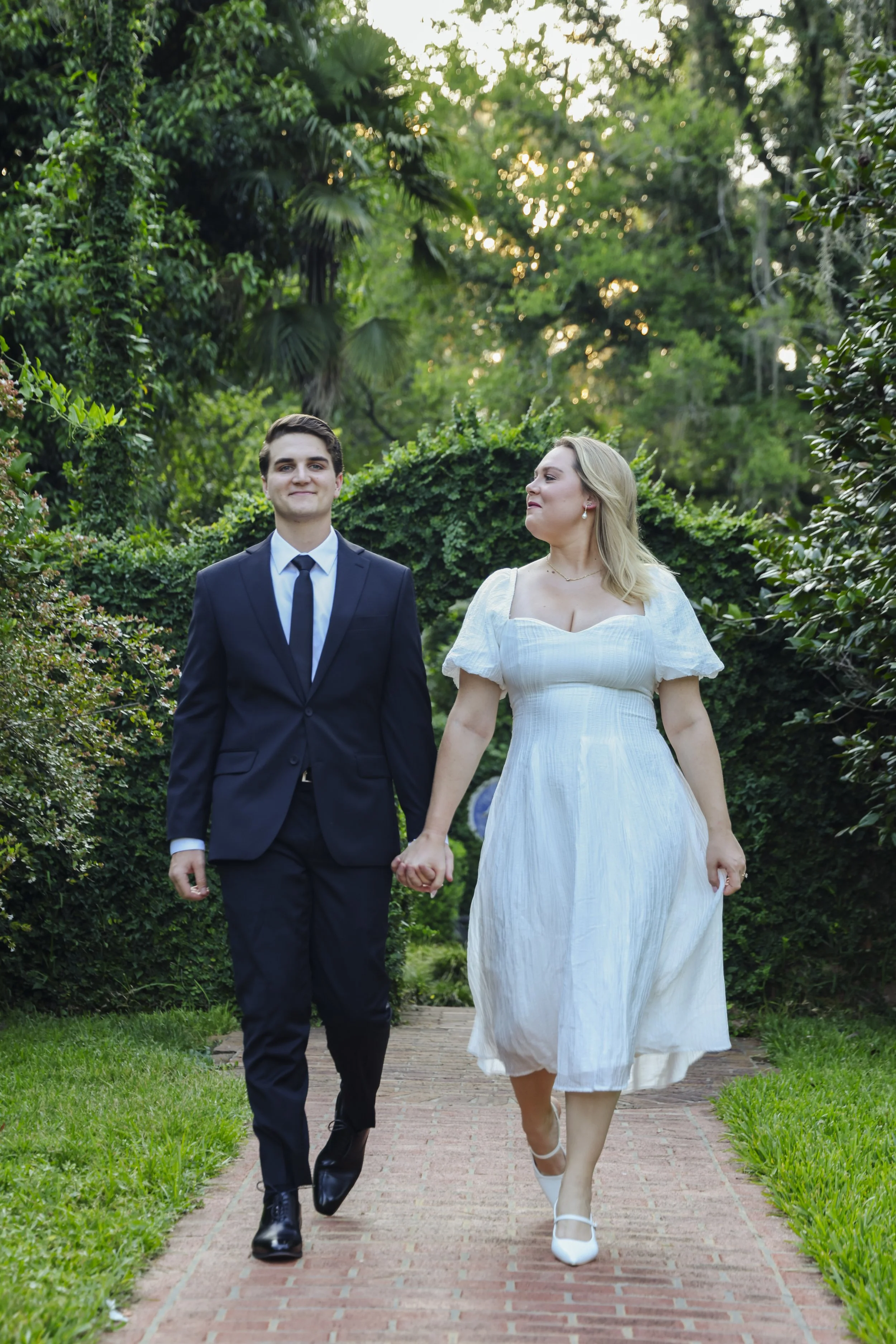 Engagement Photos -18.jpg