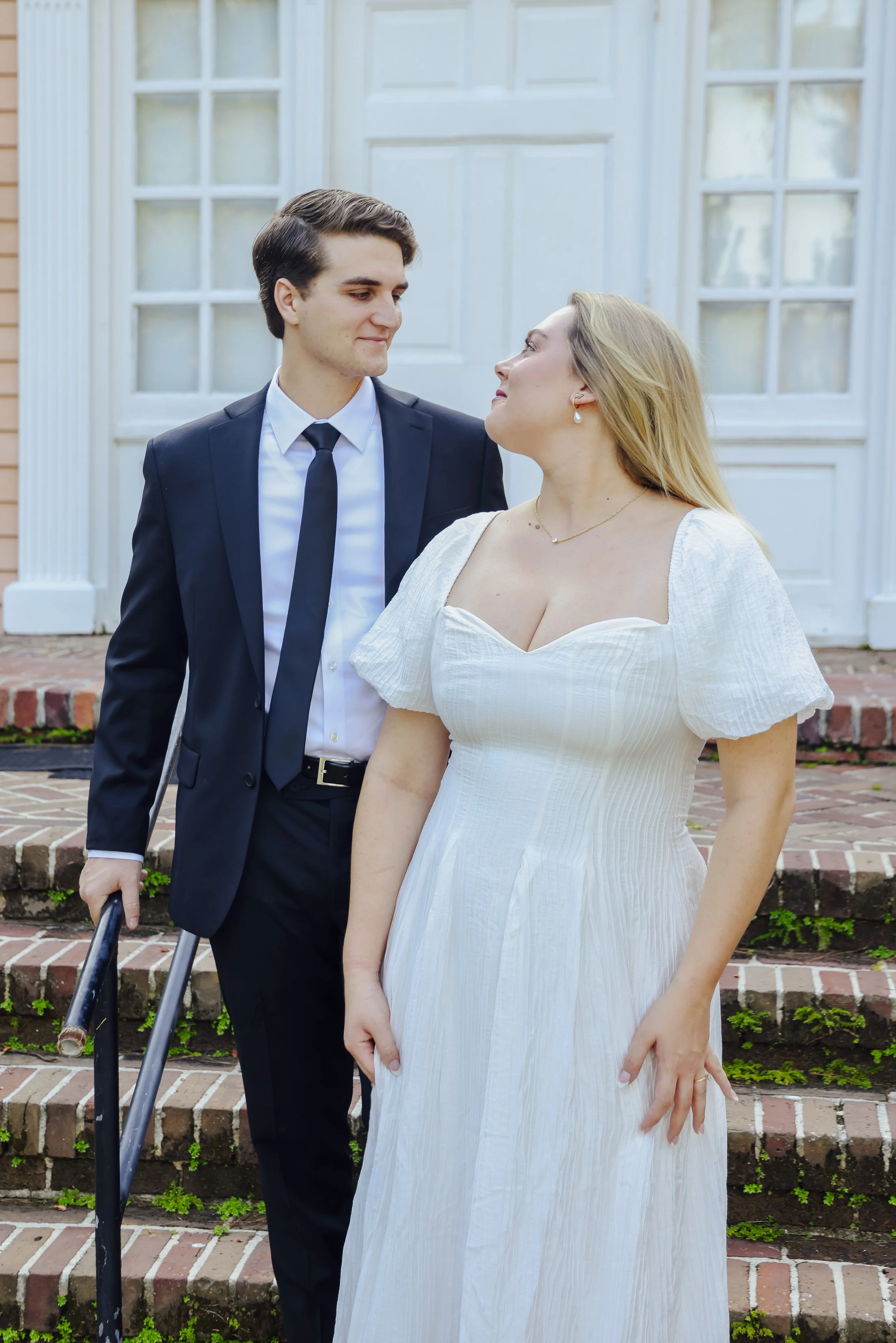 Engagement Photos -3.jpg