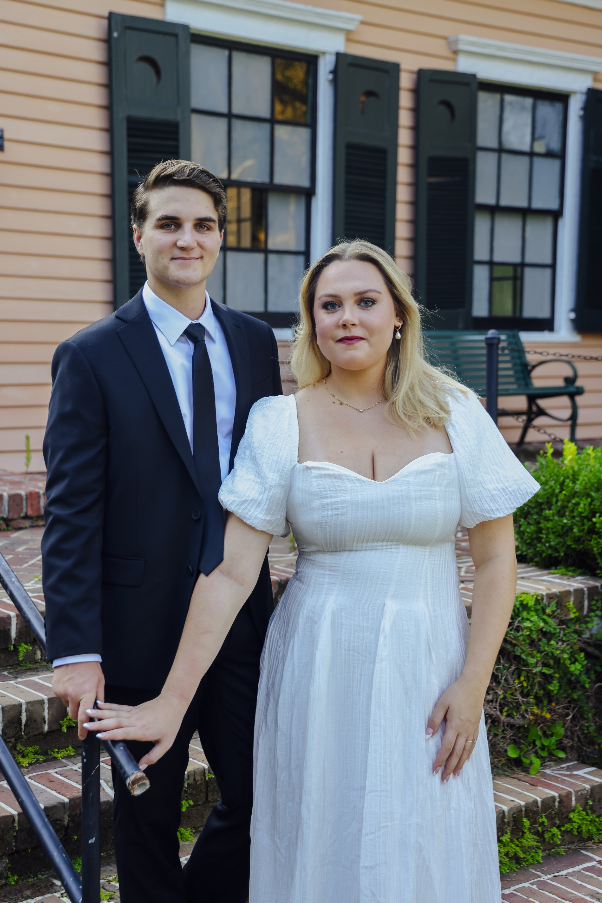Engagement Photos -5.jpg
