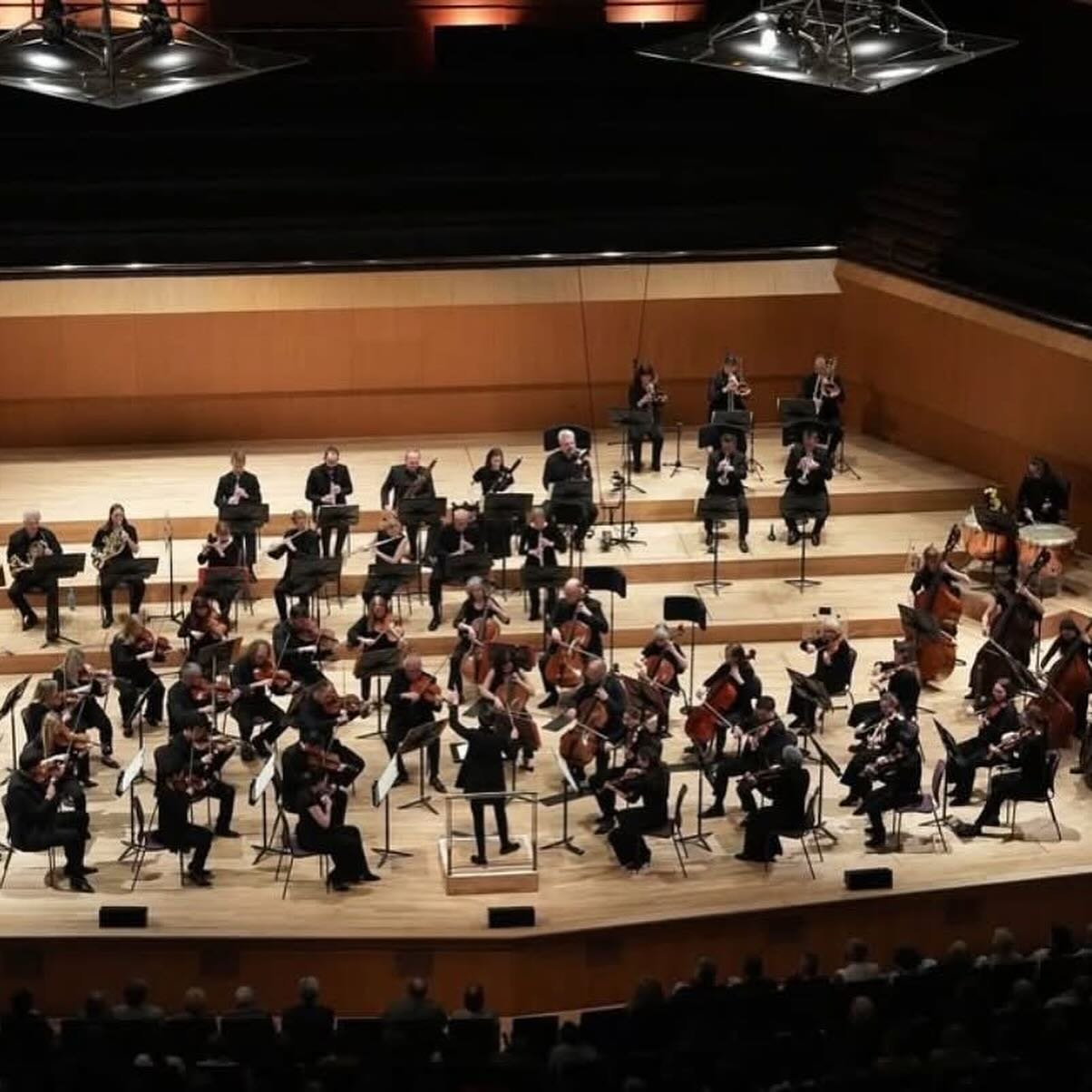 The @the_halle and @englishnationalopera take centre stage at the Manchester Classical Festival on June 27th - 29th 📍 🎶

Why not make it an evening of elegance from start to finish? Begin with a pre-show drinks at The Peterman and return to your su