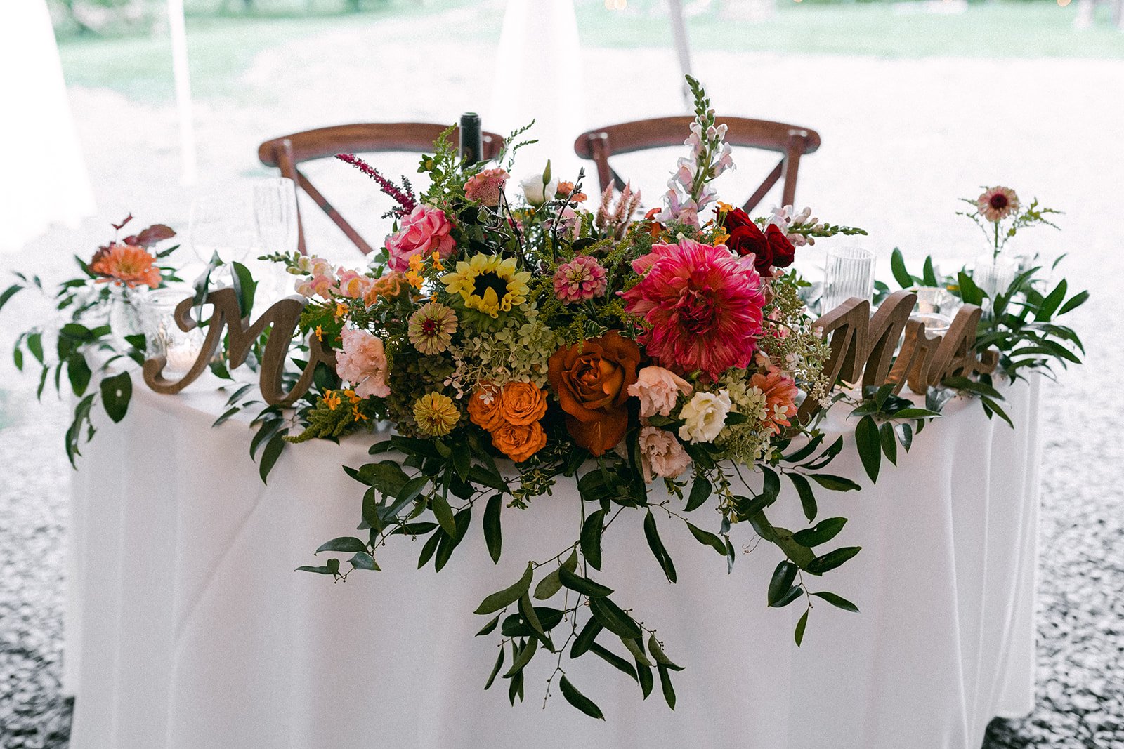 audra-jones-photography-wollam-gardens-wedding-krisztina-eric-18.jpg