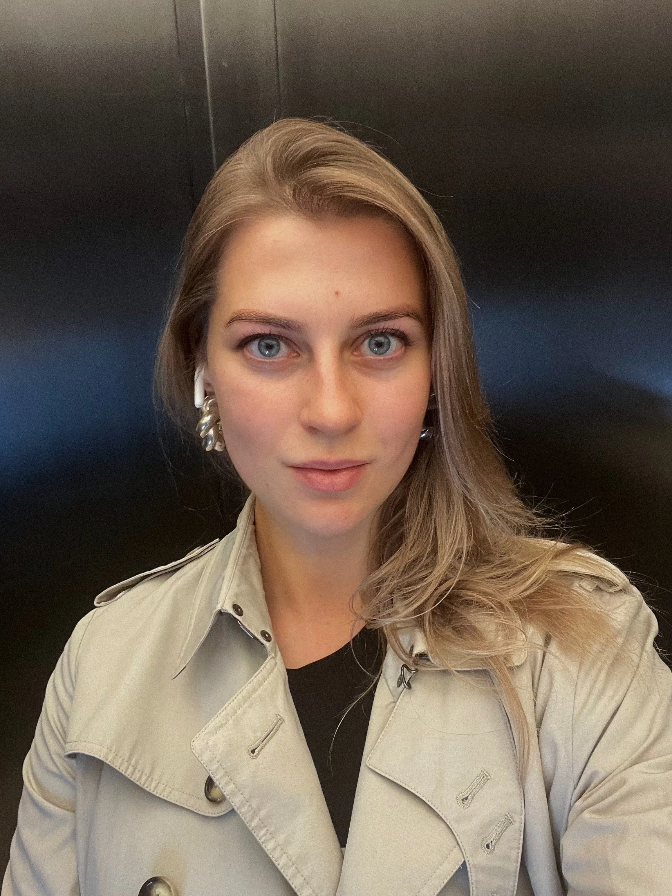 Alla Schroeder selfie.JPG