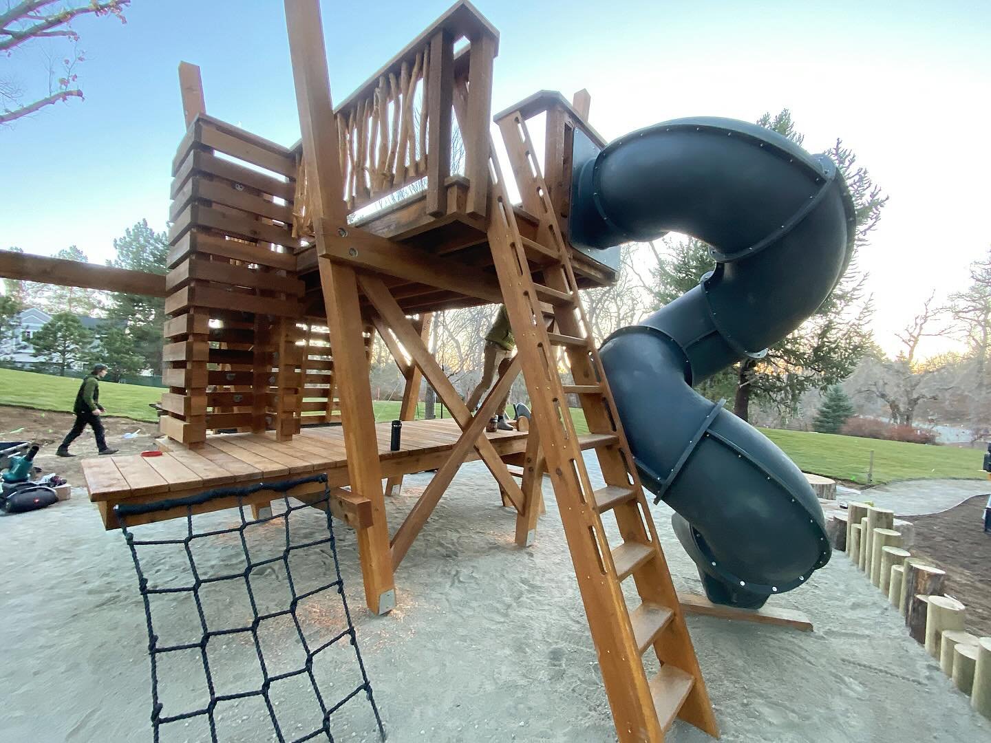 We wrapped up the Garmon play structure install just before Thanksgiving.  Such a fun and playful design by @cameronbreck on this one!