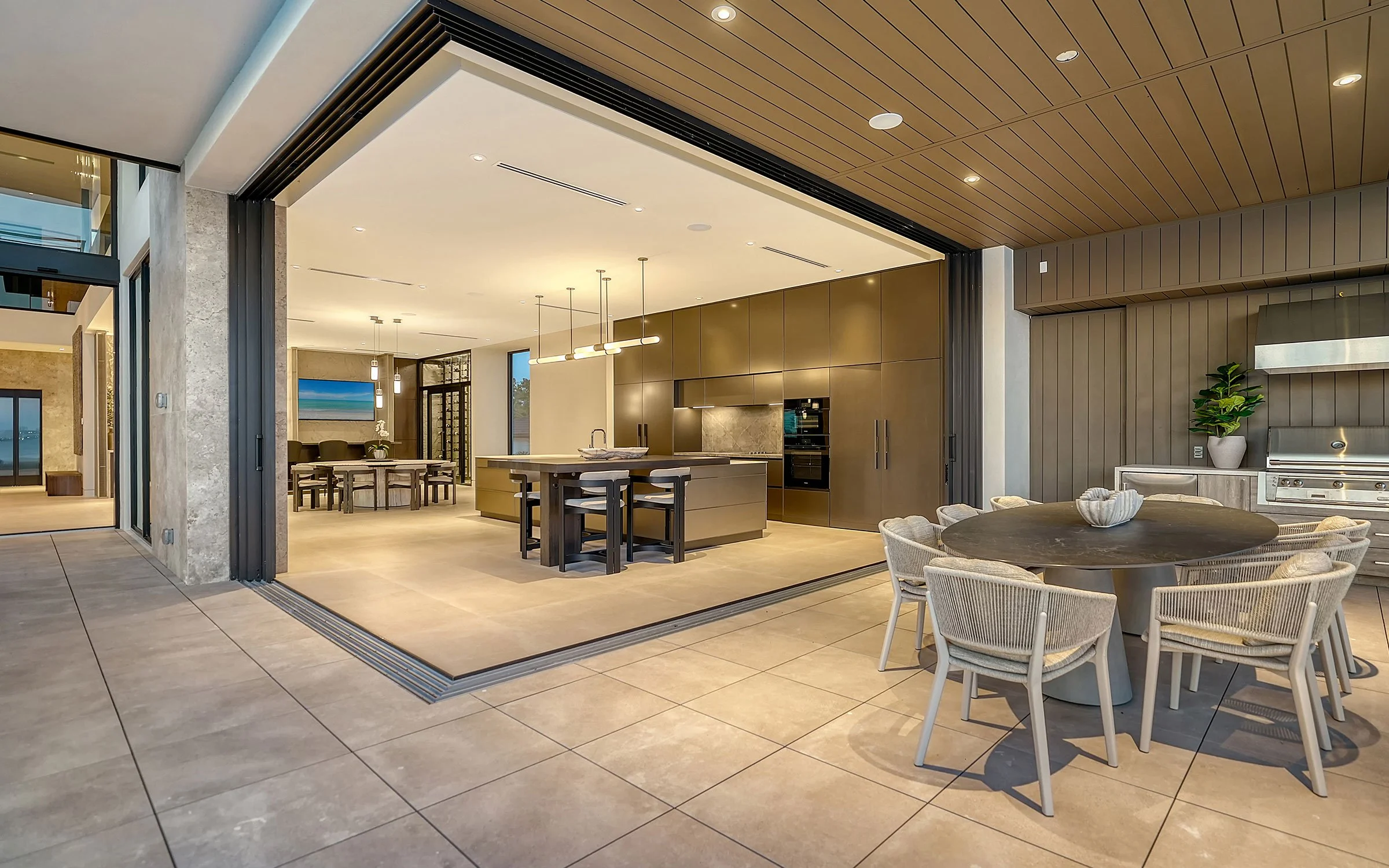 27-388-south-shore-drive-sarasota-fl-34234.jpg