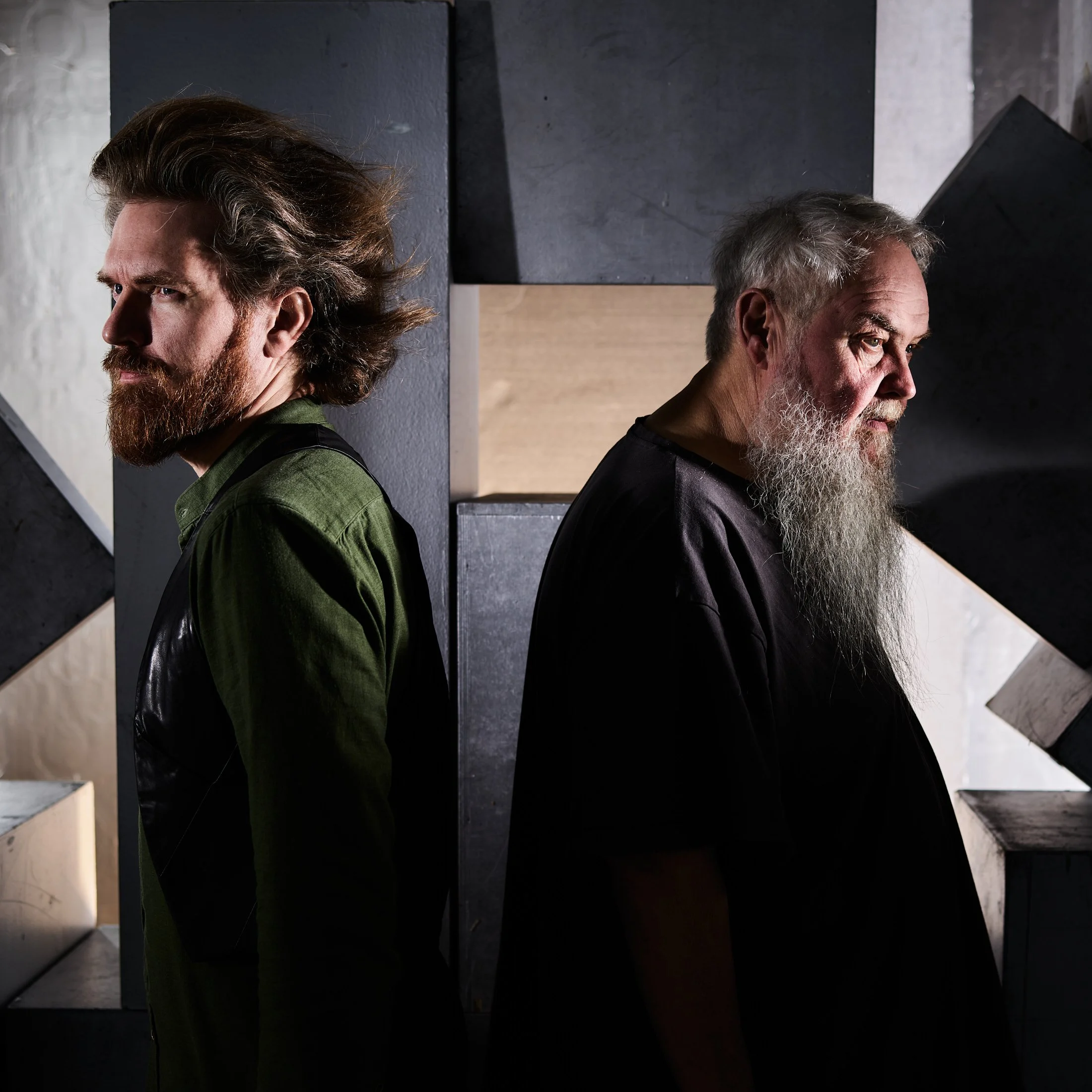 sharing the frame with goddur and pippa 202125332.jpg