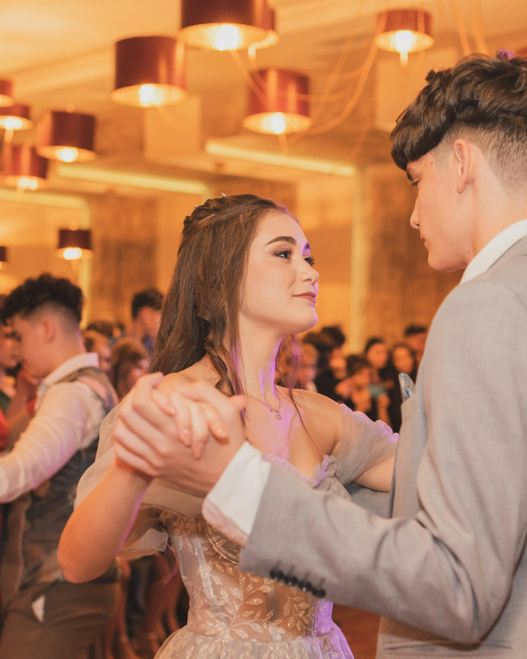 How to Ask Someone to Dance When You’re an Introvert