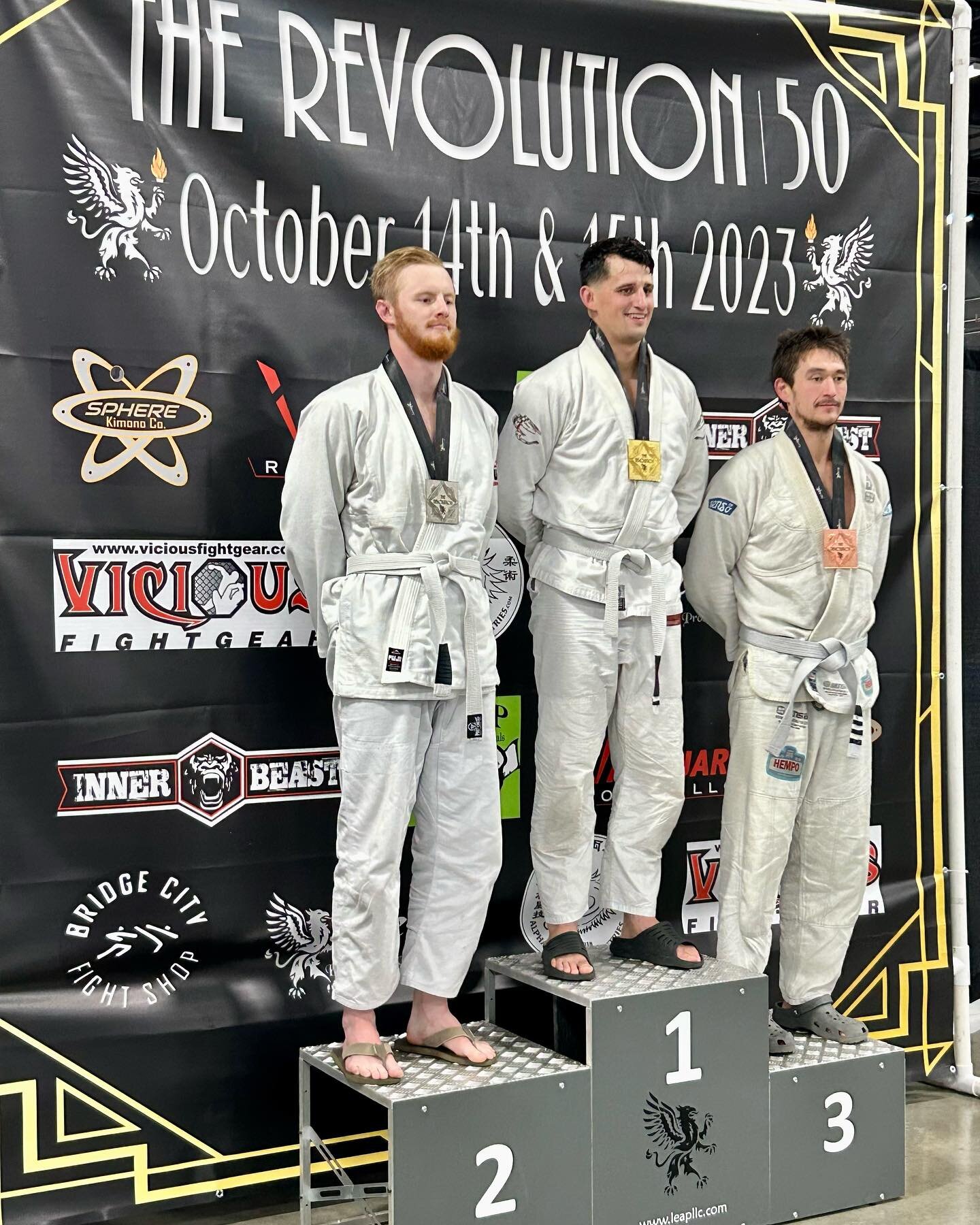 Very proud of everyone that had the courage to step on the mats and compete yesterday @bjjrevolutionteampb 50. Big congrats to Nate who got 🥈 in Gi and Eddie who got 🥇 in No-Gi. @jankcumduhcan and Patrick fought hard in their matches but ultimately