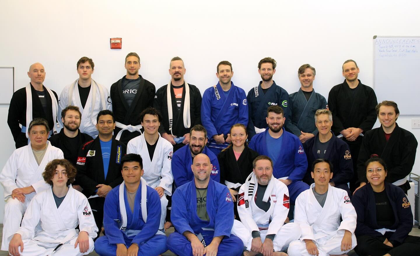 Congratulations to everyone that leveled up recently!! Special thanks to @stilll_drew for organizing and taking the photos! #zoobjjsea #westseattle
