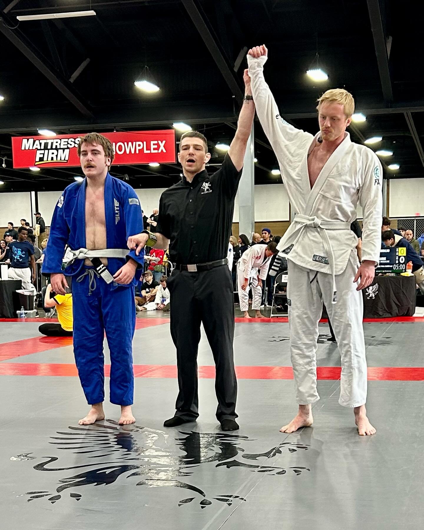 Proud of @nate.m.hughes for stepping on the mat and his performance at @libertyeventsllc 51 over the weekend!!! He won his first and lost his second by points to a tough opponent who ended taking second place. Thanks to the rest of the @zoobjjsea tea