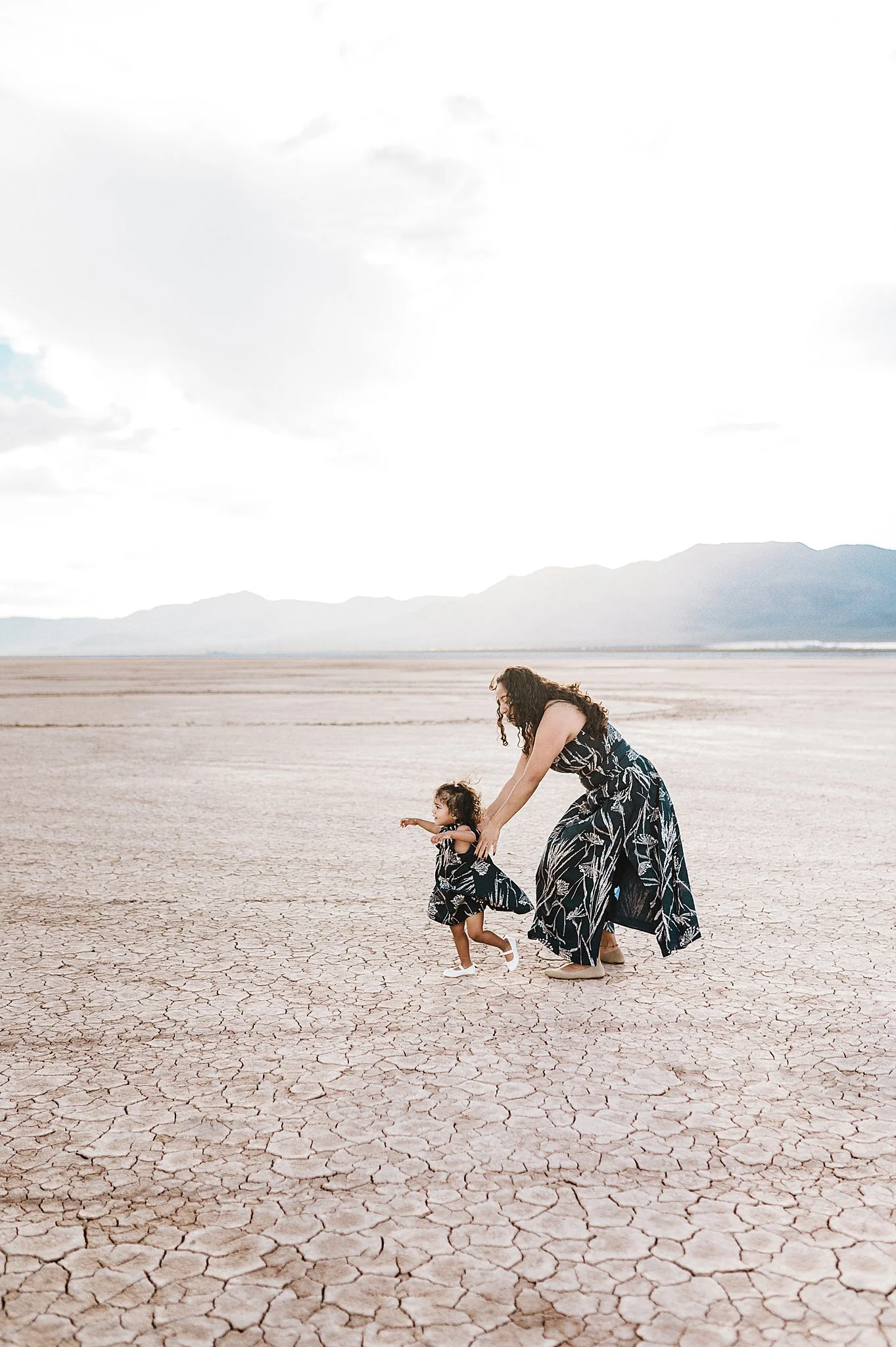 dry-lake-bed-family-photographer.jpg